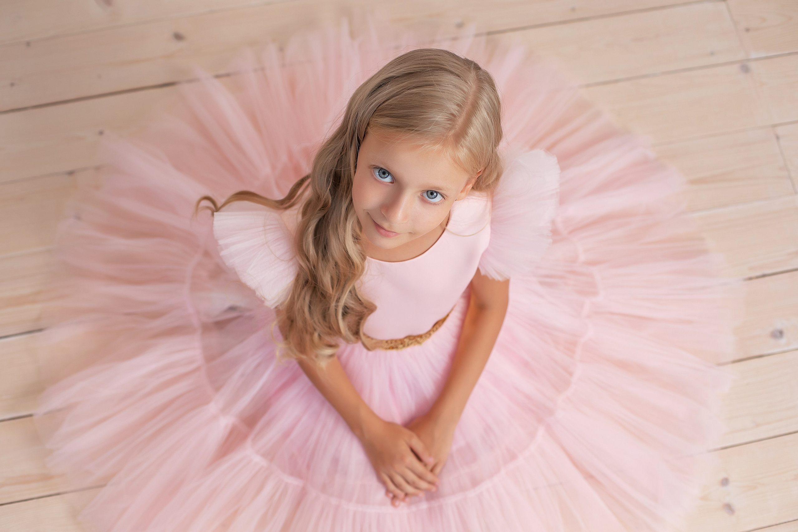 Реклама детских платьев и юбочек от Елены. Фотограф Самара, Санкт-Петербург Татьяна Гузева. Женские портреты. Контент