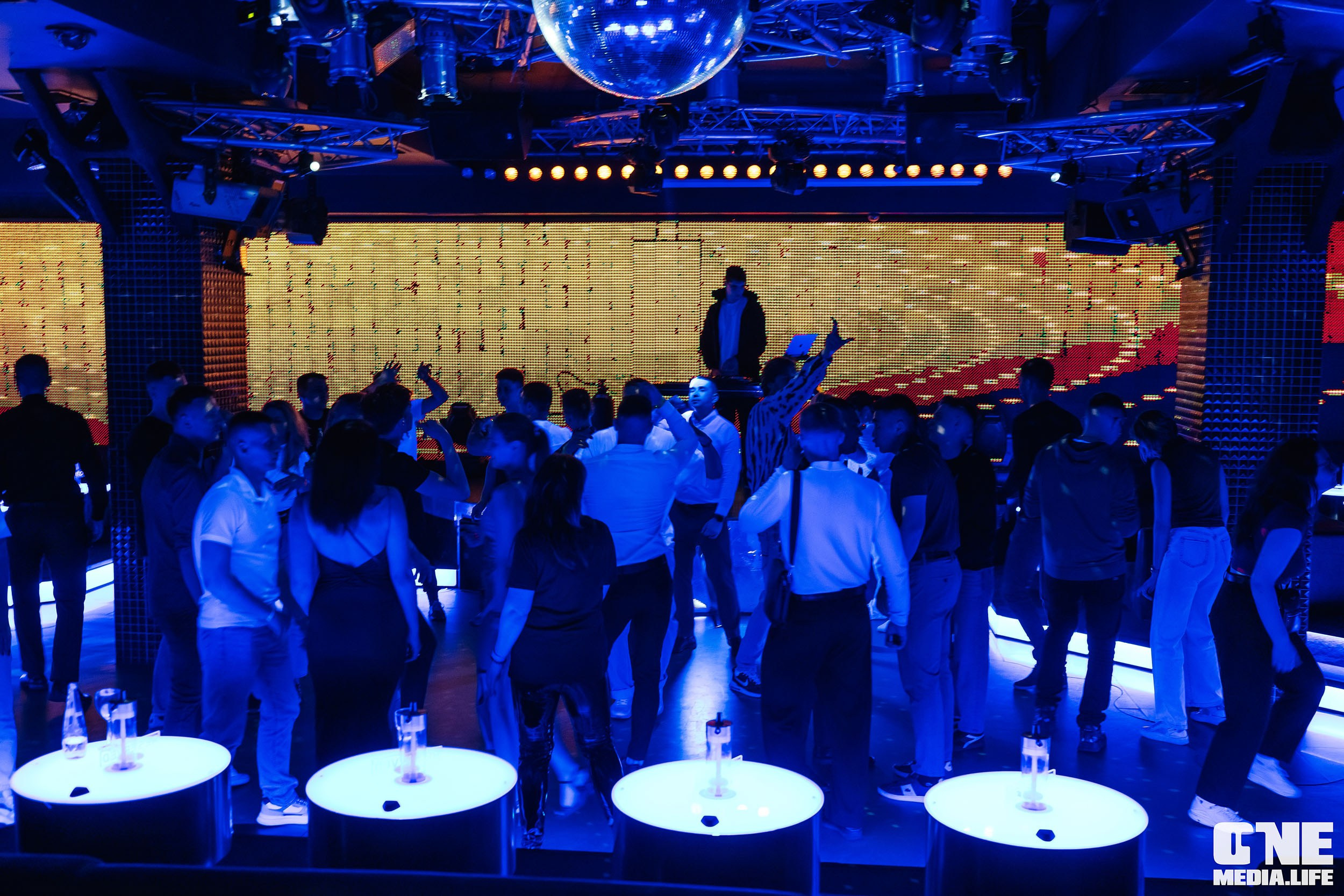 Фоторепортаж из РК Планета. One Media Life: фоторепортажи, фотоотчеты с мероприятий и заведений