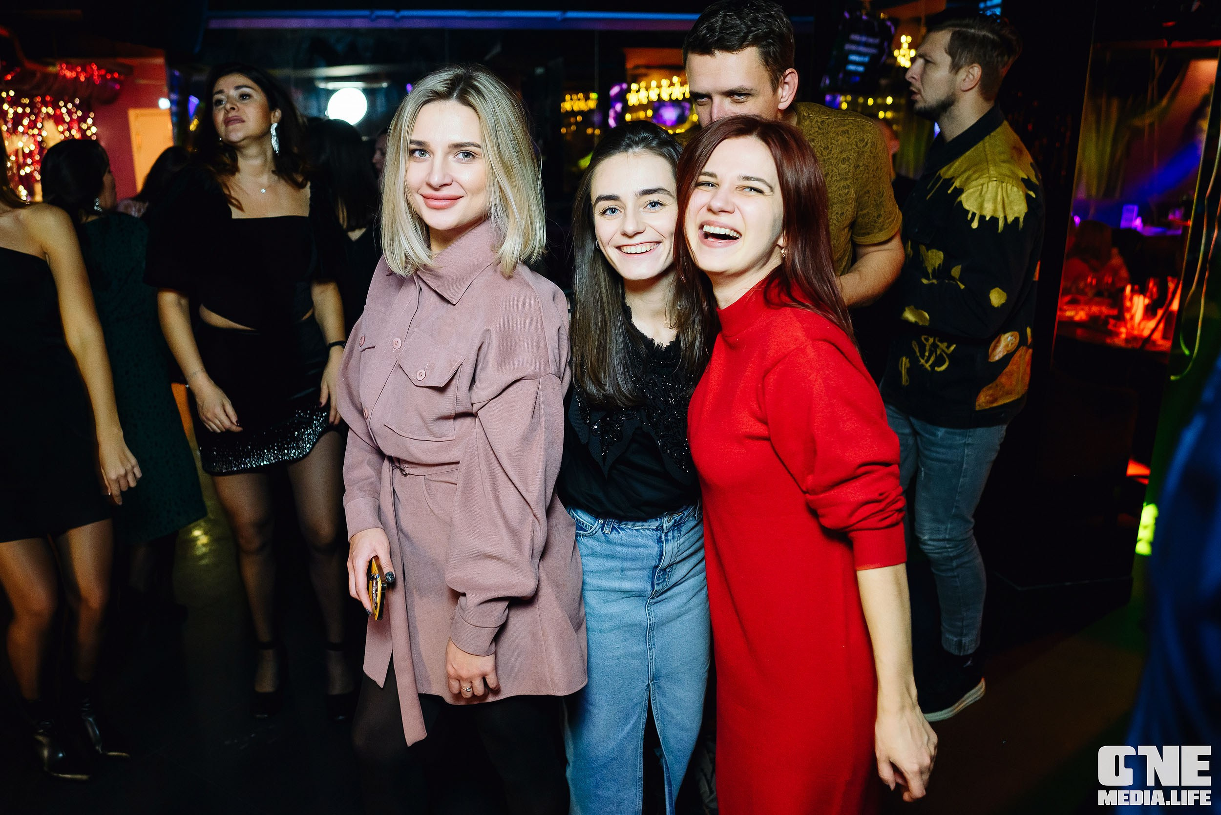 Фоторепортаж из караоке-клуба Эйфория. One Media Life: фоторепортажи, фотоотчеты с мероприятий и заведений