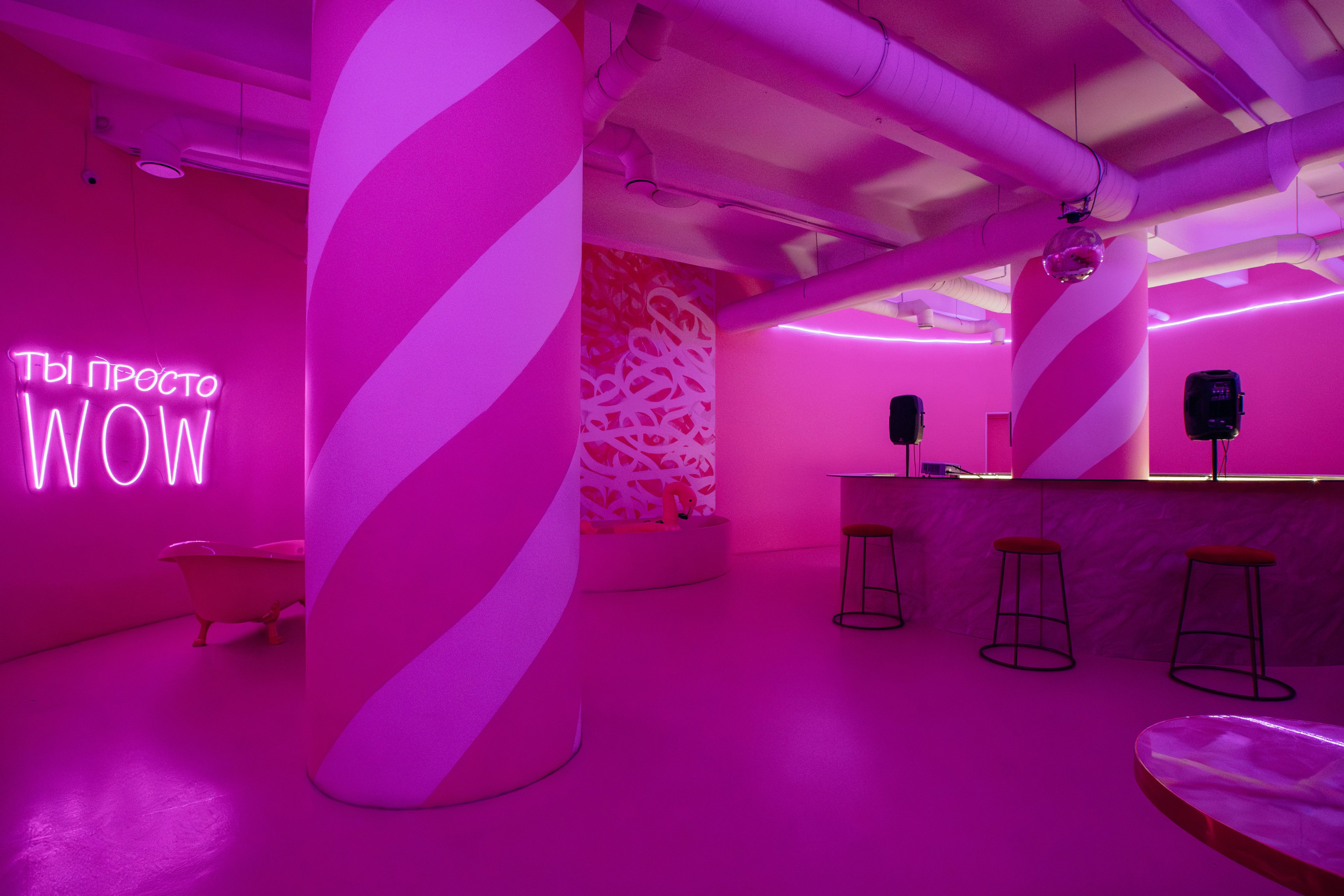 Mr. Flamingo (лето). Аренда лофта в СПб для мероприятий