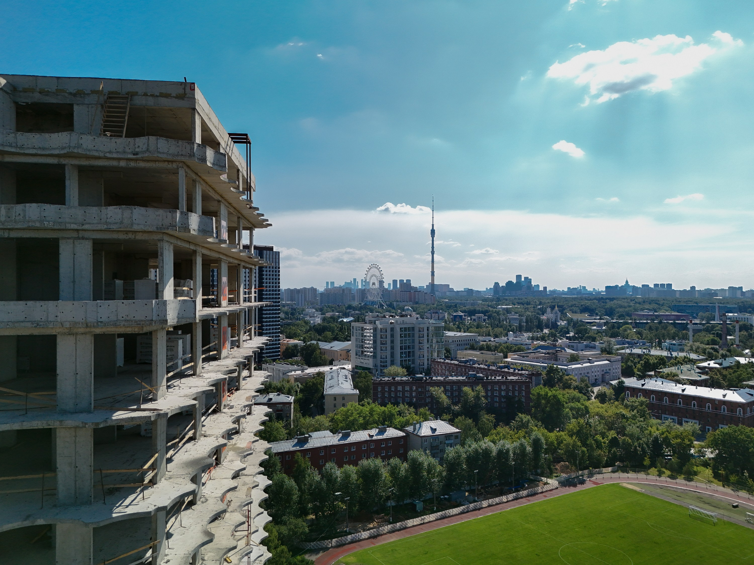 Архитектура и недвижимость. Ход строительства. Съемка с дрона. Профессиональное решение для частных лиц и бизнеса