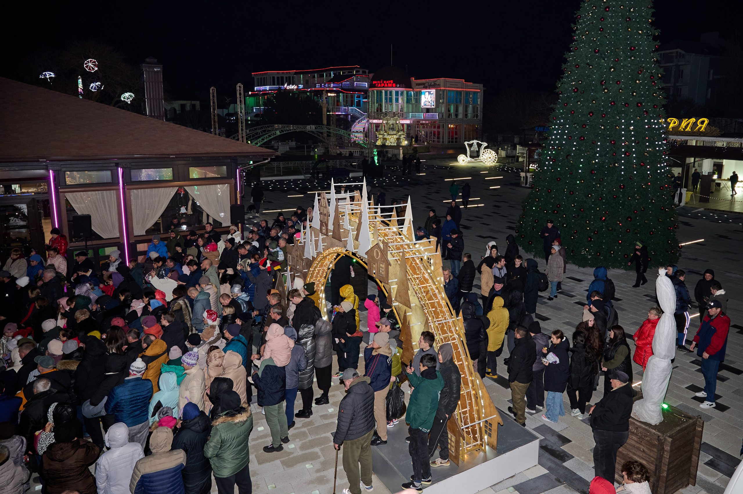 Крещенские купания. Жизнь курорта Кабардинка в фотографиях
