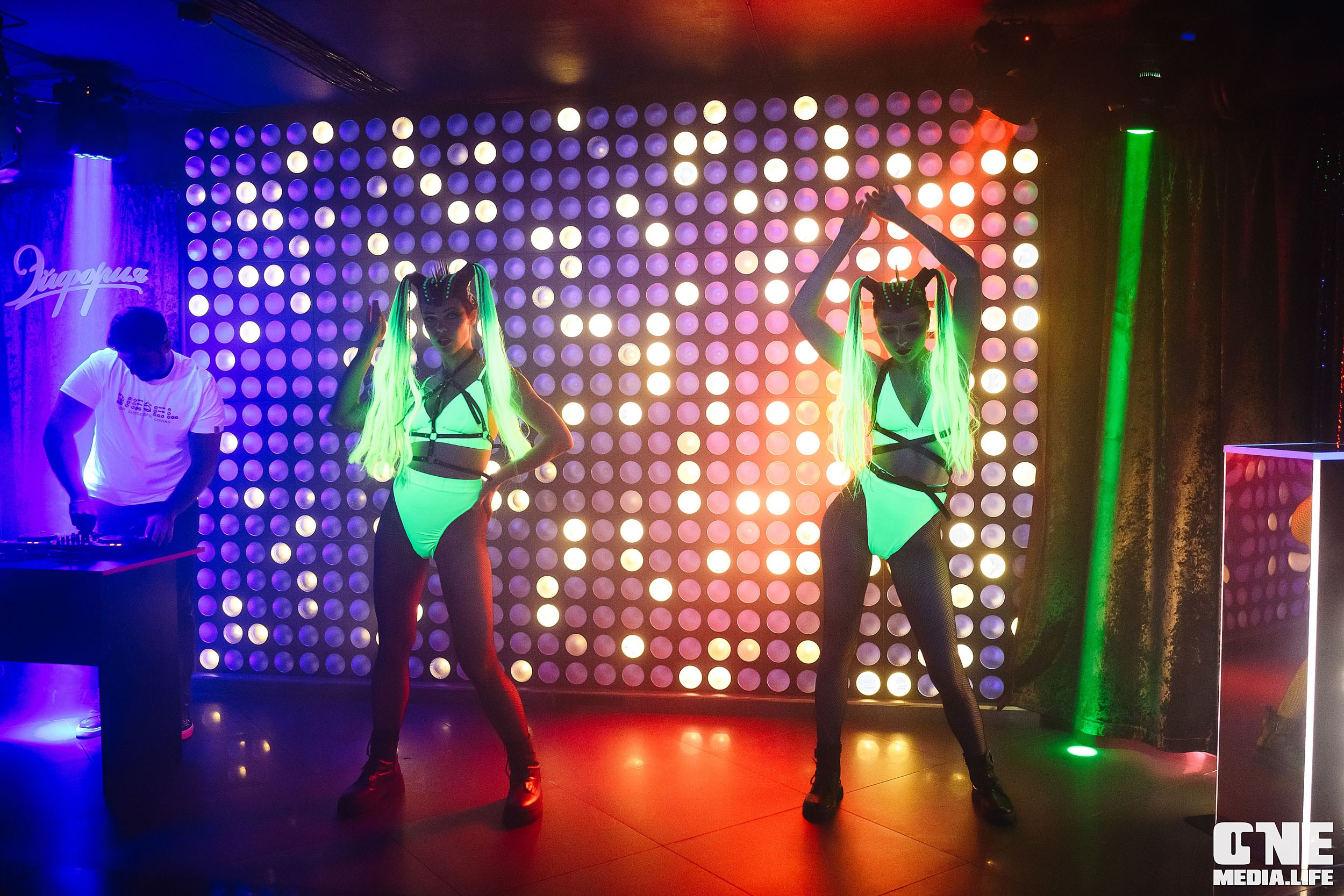 Фоторепортаж из караоке-клуба Эйфория. One Media Life: фоторепортажи, фотоотчеты с мероприятий и заведений