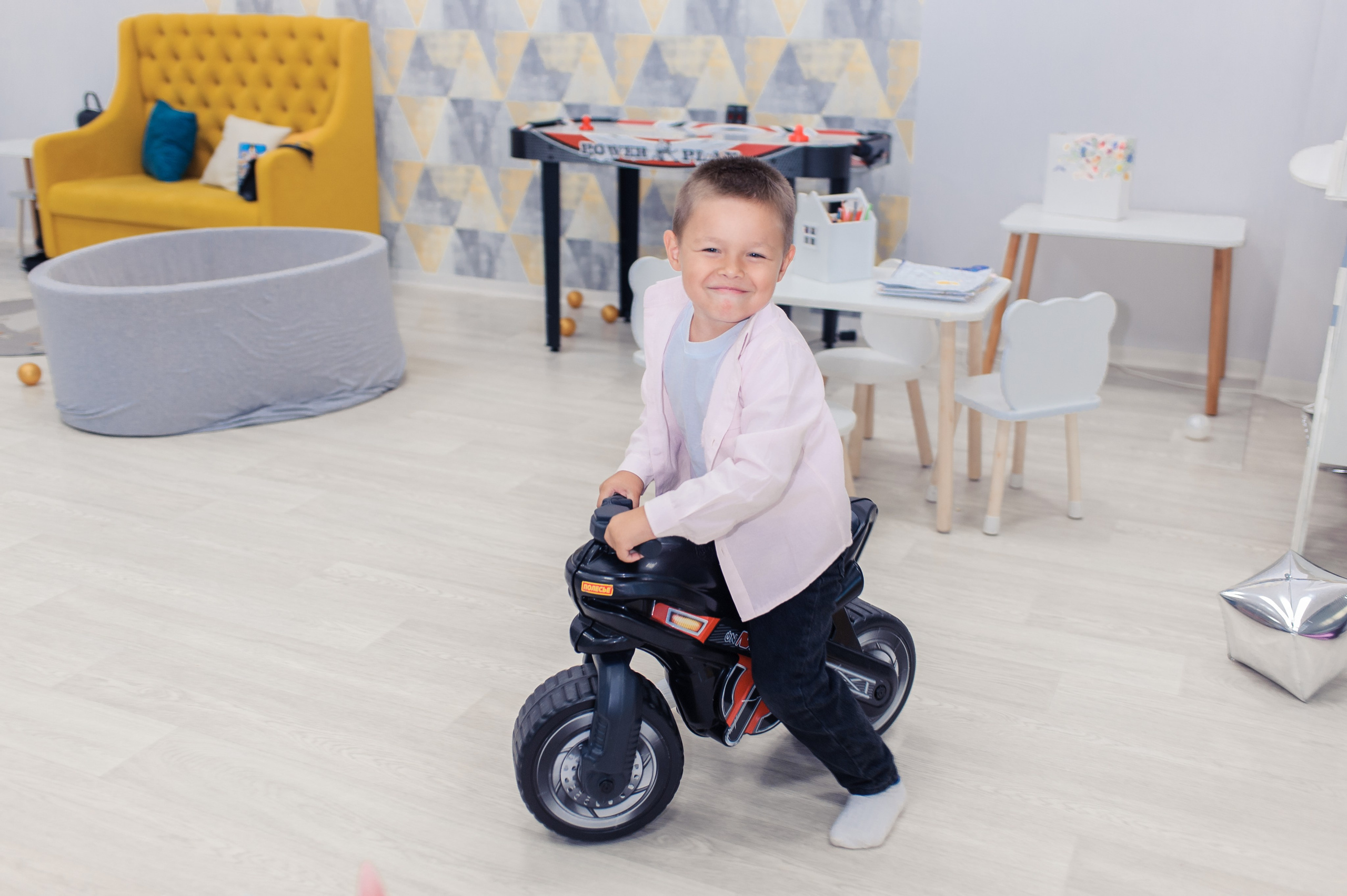 Соня 4 года. Дмитрий Черяник свадебный и семейный фотограф