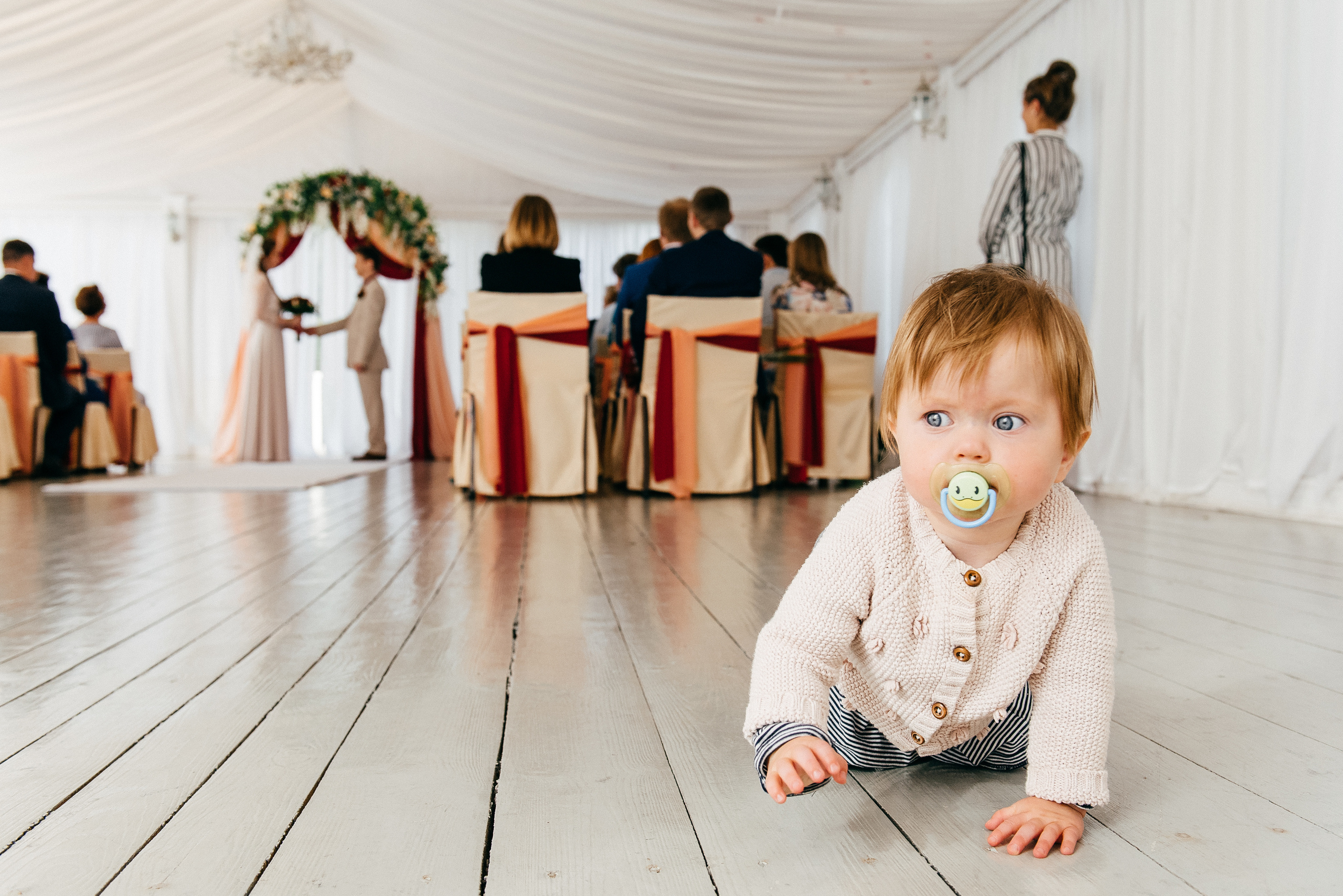 Как душевно провести выездную регистрацию