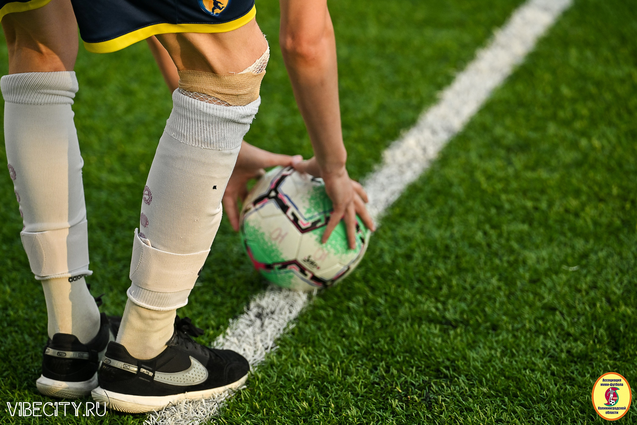 ИГРЫ МИНИ-ФУТБОЛЬНОЙ И КОРПОРАТИВНОЙ ЛИГИ. VIBECITY.RU Вайб Сити Ру Фоторепортажи Фотоотчеты Калининград