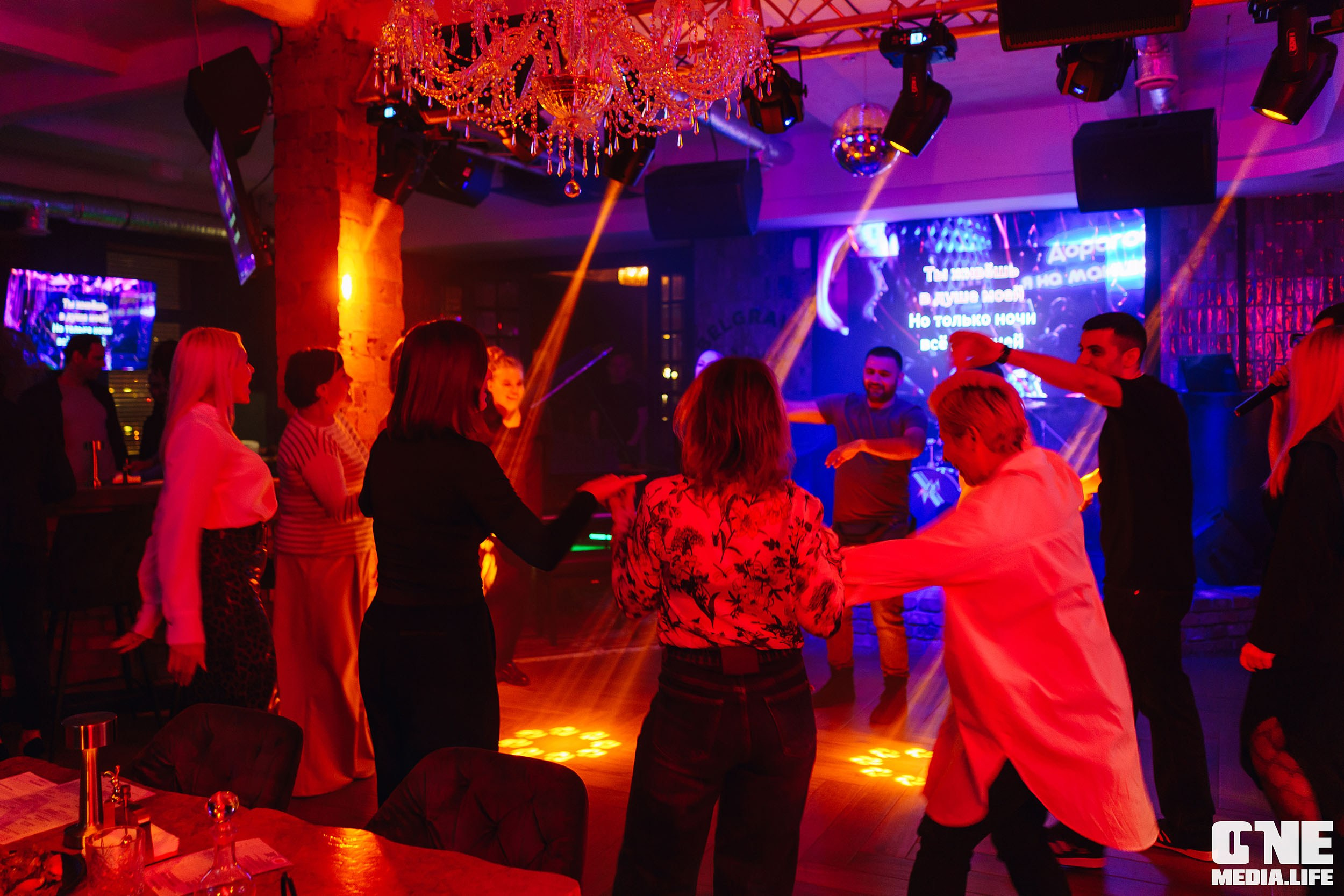 Фоторепортаж из караоке-клуба Белгравия. One Media Life: фоторепортажи, фотоотчеты с мероприятий и заведений