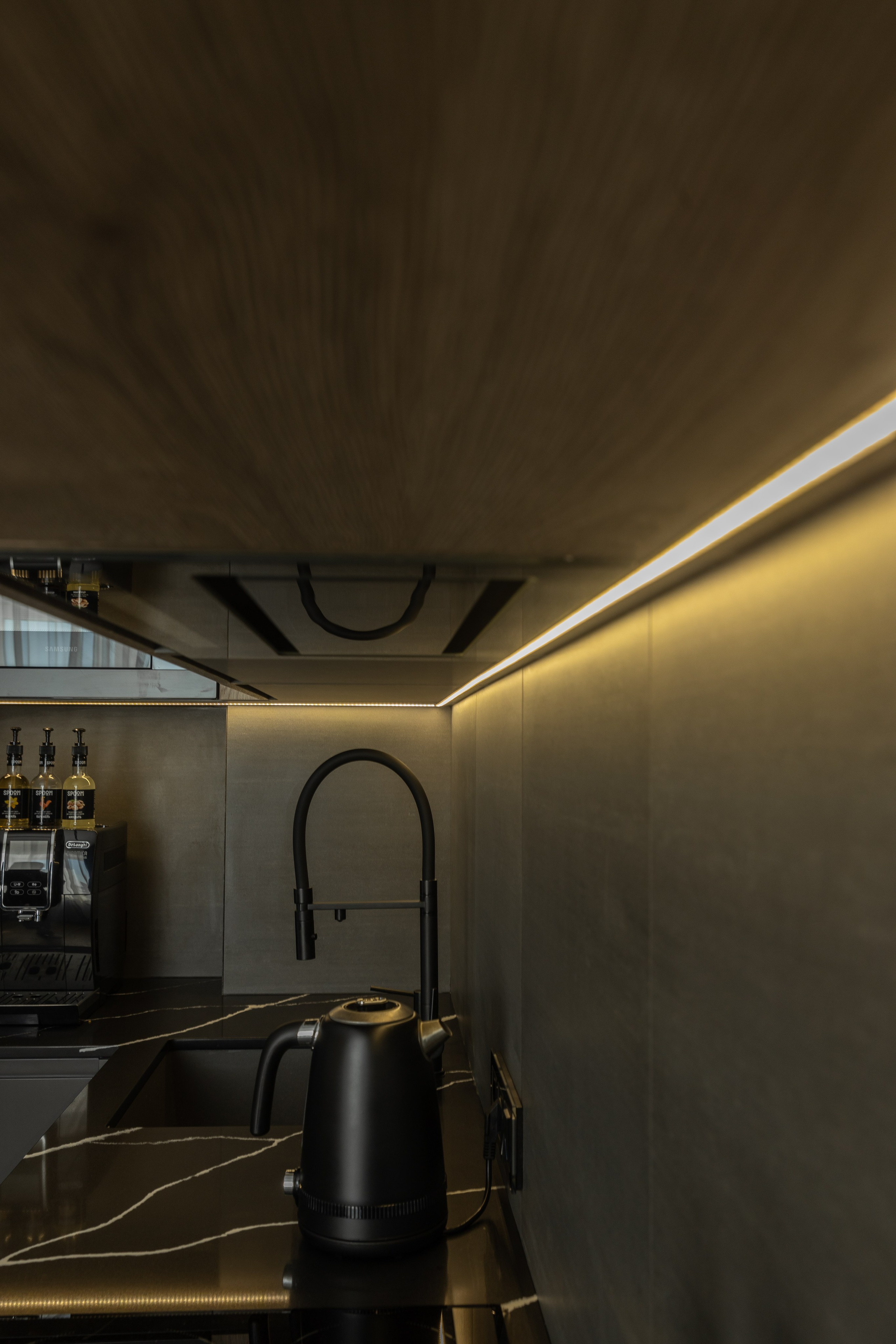 «Левобережный» Кандинского 5 | Кухня. ГУДРУМ — Мебель на заказ в Томске | Кухни | Шкафы | Стулья и Столы