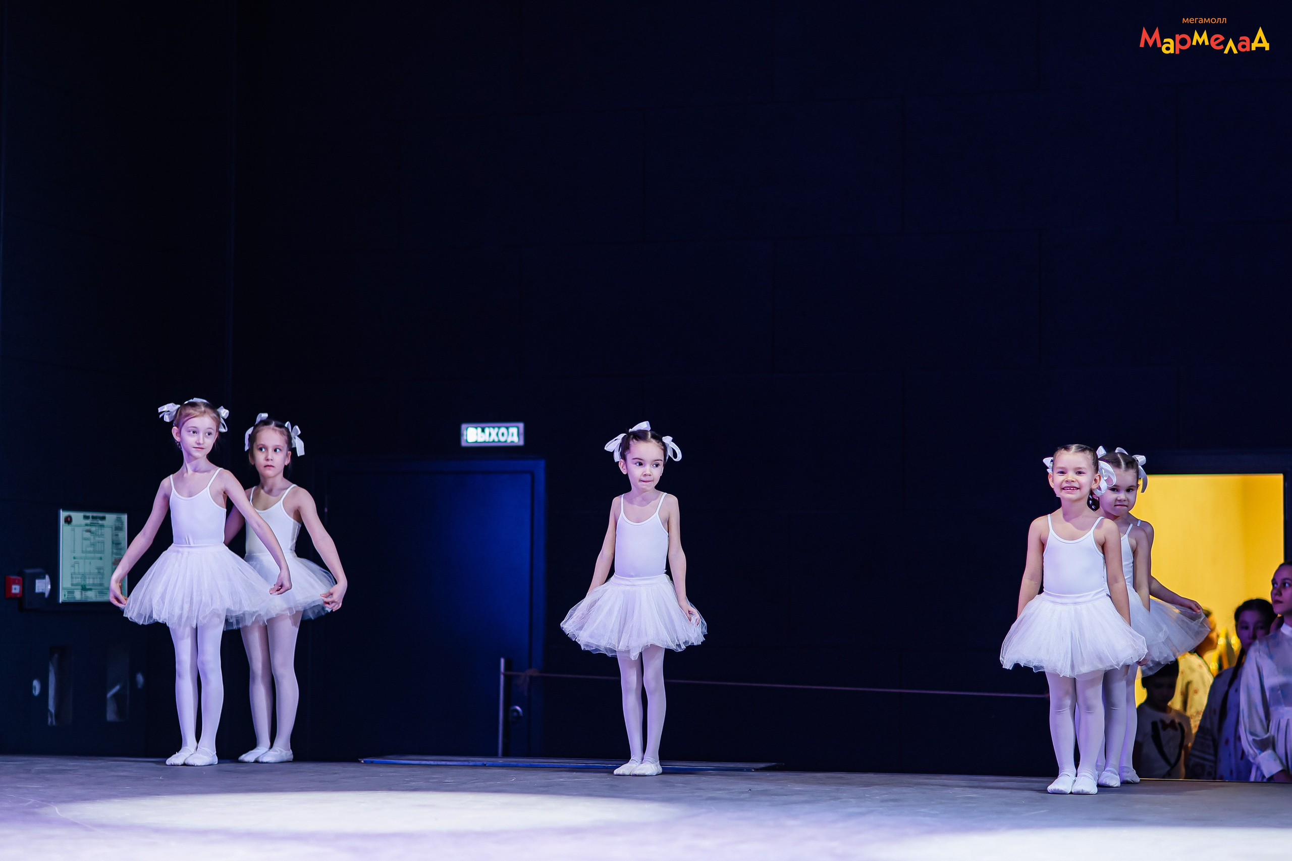 14.02 Любовь без границ в Мегамолл Мармелад. Команда специалистов в мире фотографии и видео. Детский фотограф, семейный фотограф