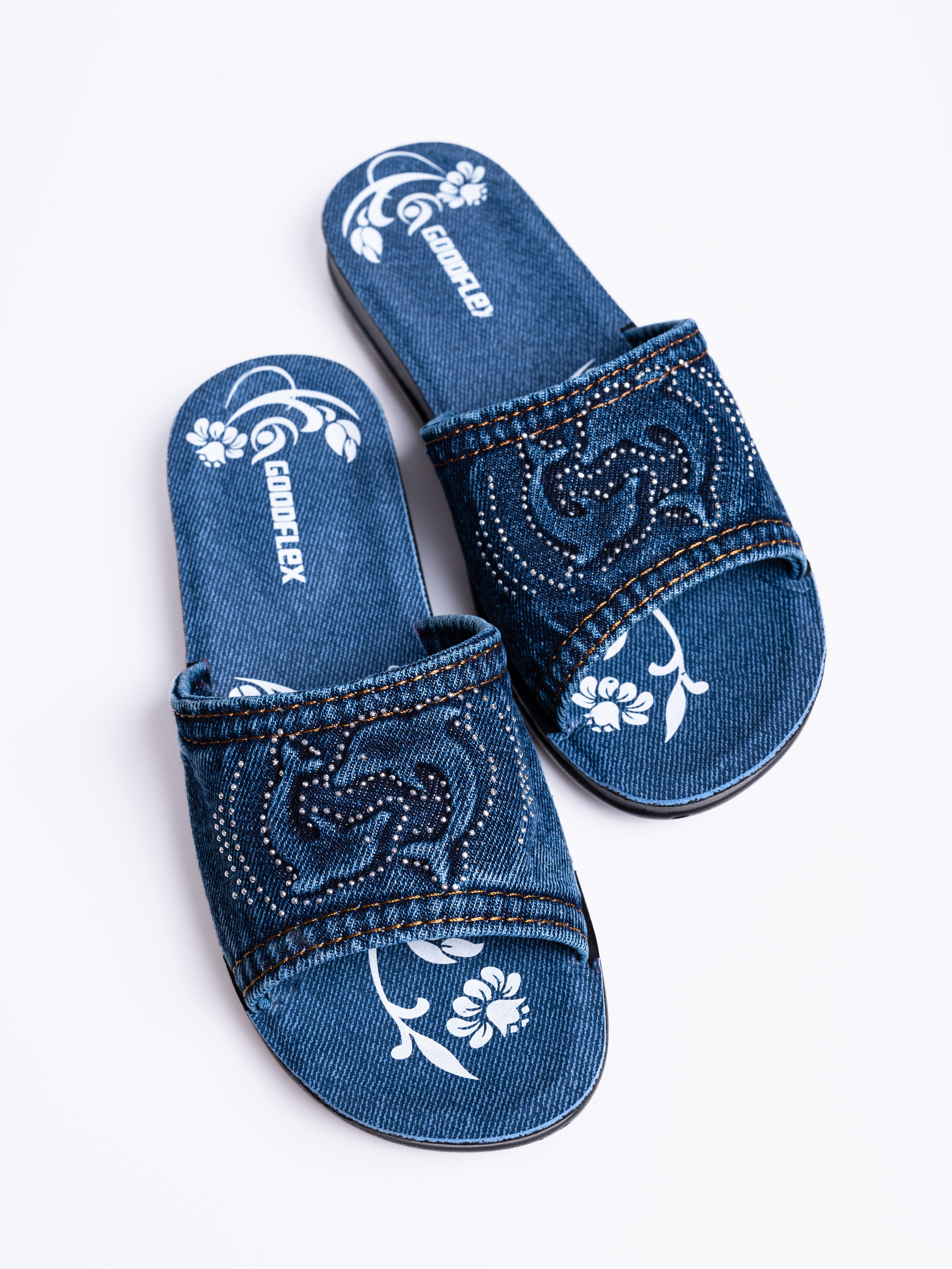 Тапочки. Предметный фотограф, фото для маркетплейсов Пятигорск, КМВ