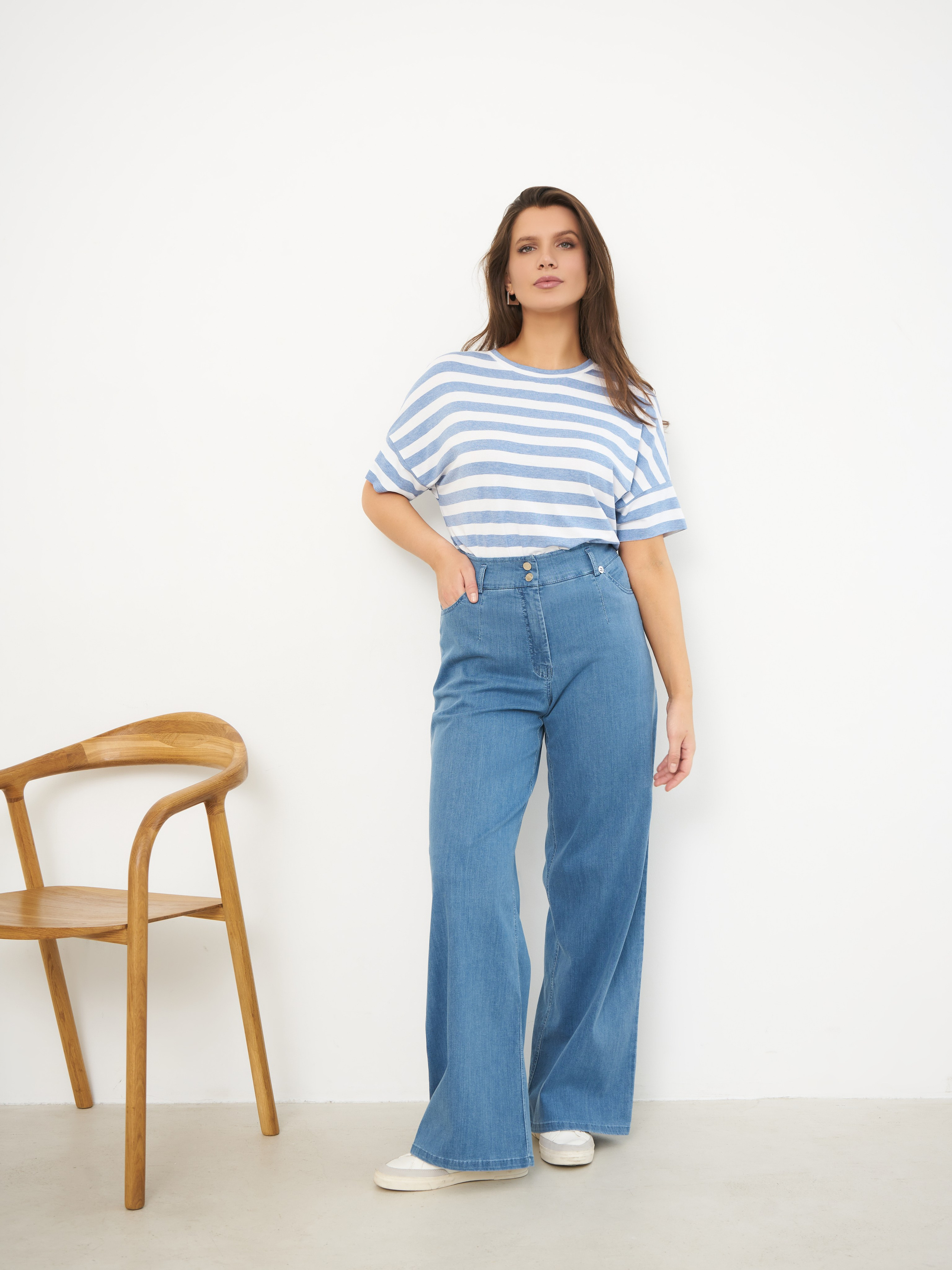 Модель Полина Новосибирск. Коммерческий фотограф для маркетплейсов Wildberries и Ozon в Новосибирске — фото и видео для брендов