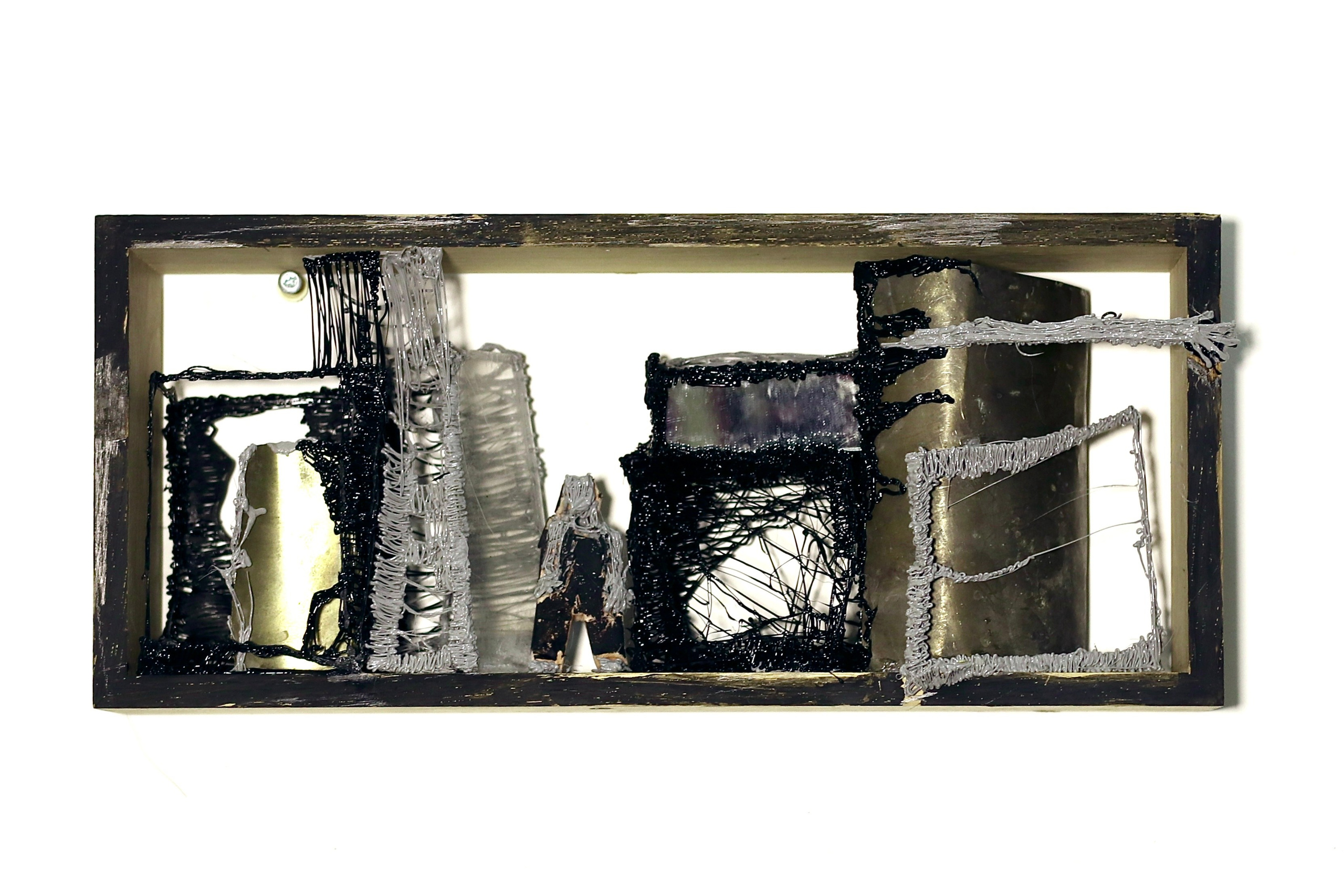 Я умею проходить сквозь стены, Софья Григорьева, объект, современное искусство