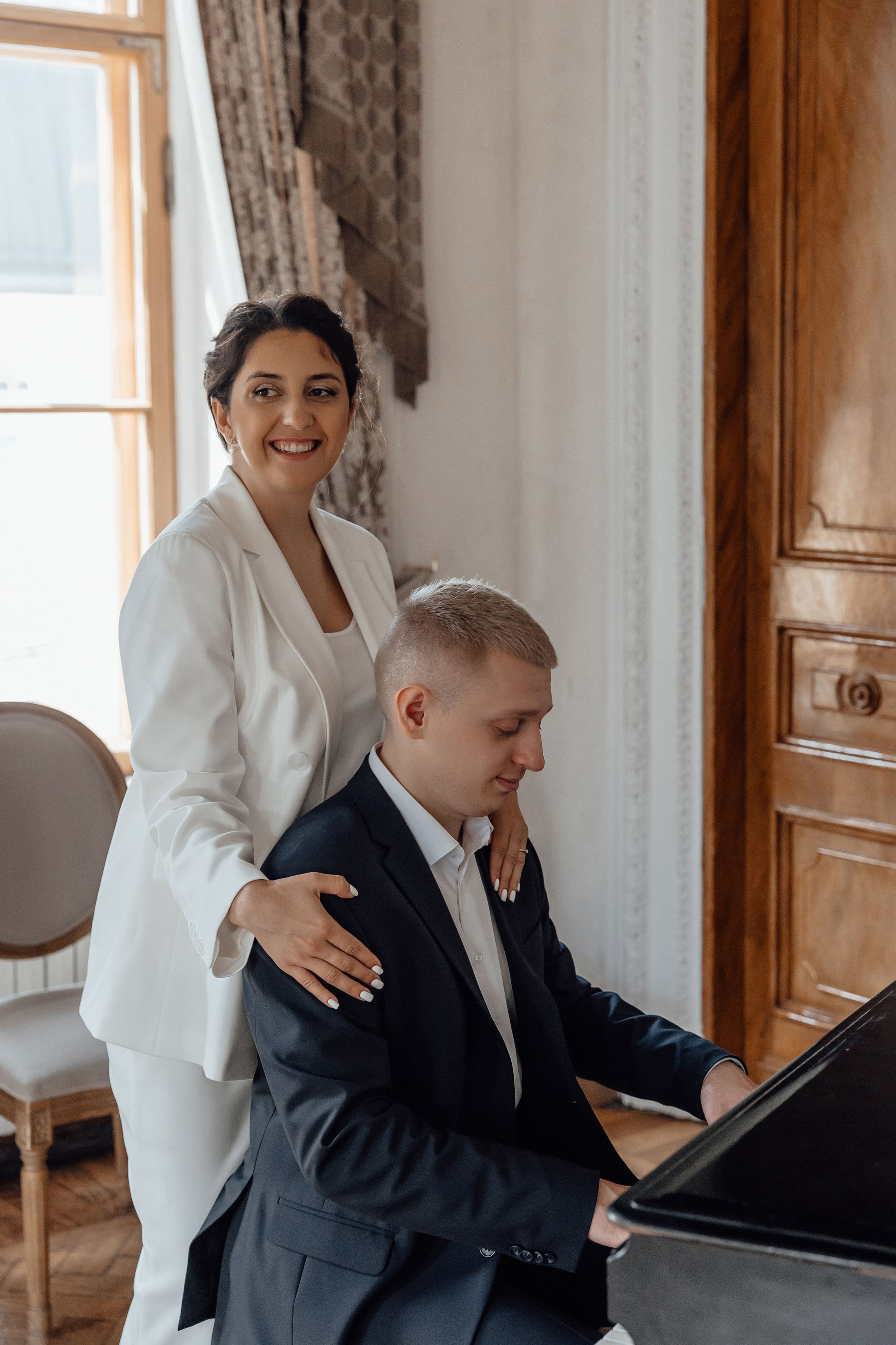 свадебная фотосессия в библиотеке читальне Пушкина