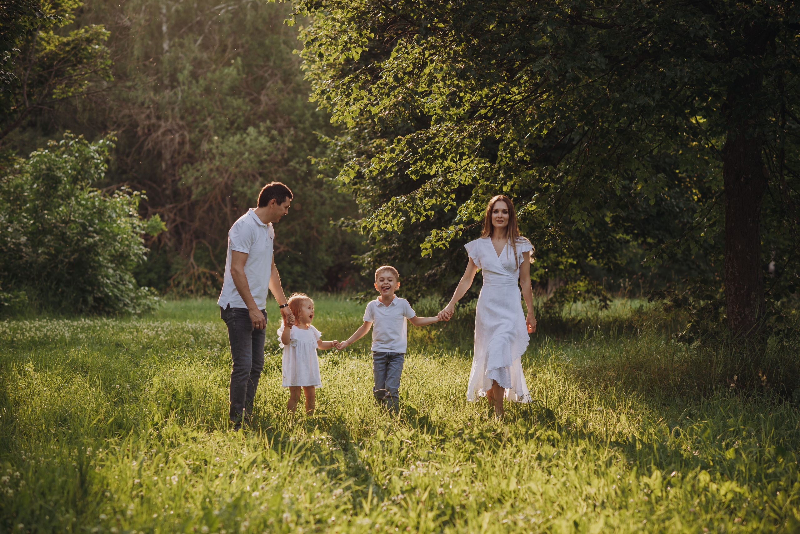 Семейная фотосессия в Горках. Семейный фотограф в Домодедово и Москве Елена Пичугина