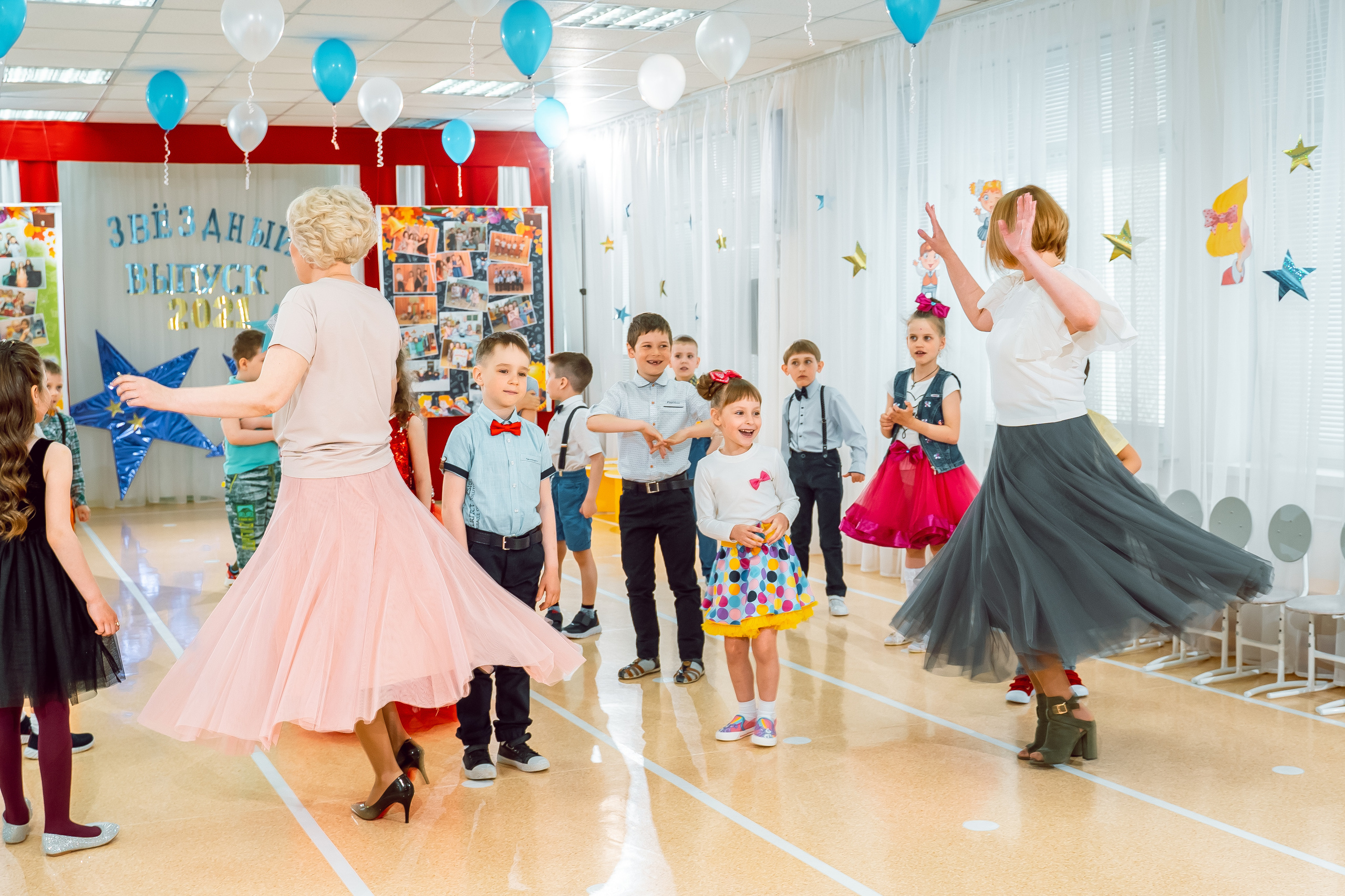 Выпускной в детском саду. Выпускные альбомы для детского сада и школы в Красноярске Мария Русяев