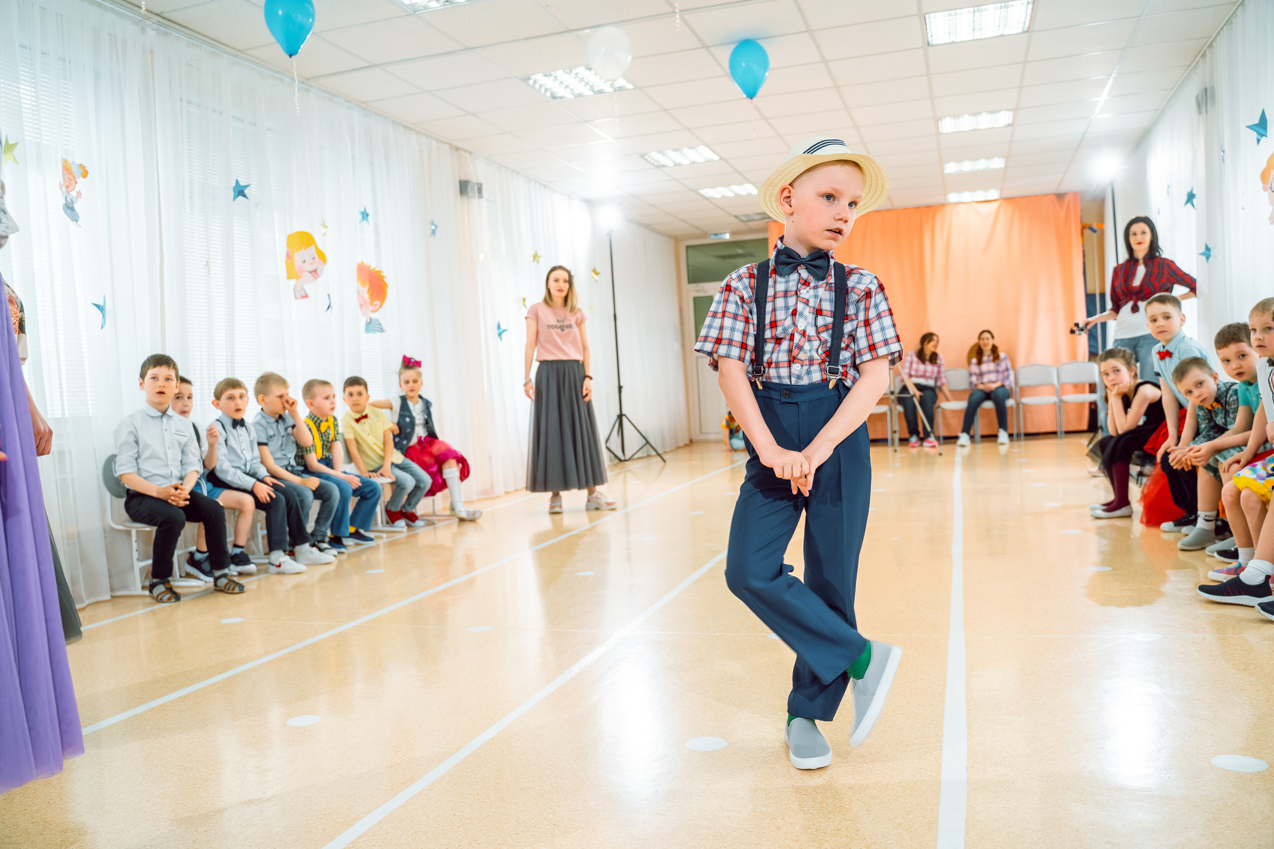 Выпускной в детском саду. Выпускные альбомы для детского сада и школы в Красноярске Мария Русяев