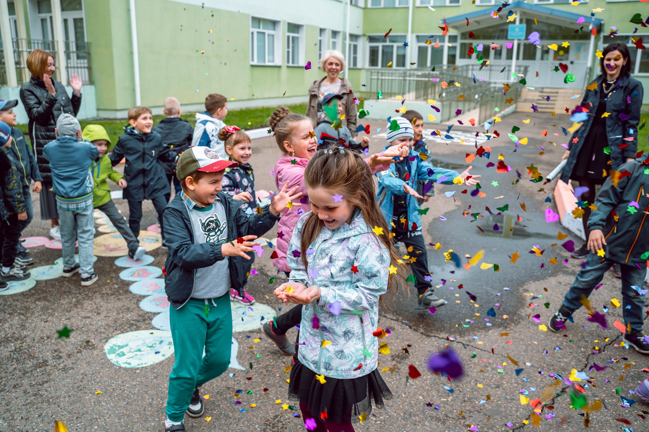 Выпускной в детском саду. Выпускные альбомы для детского сада и школы в Красноярске Мария Русяев