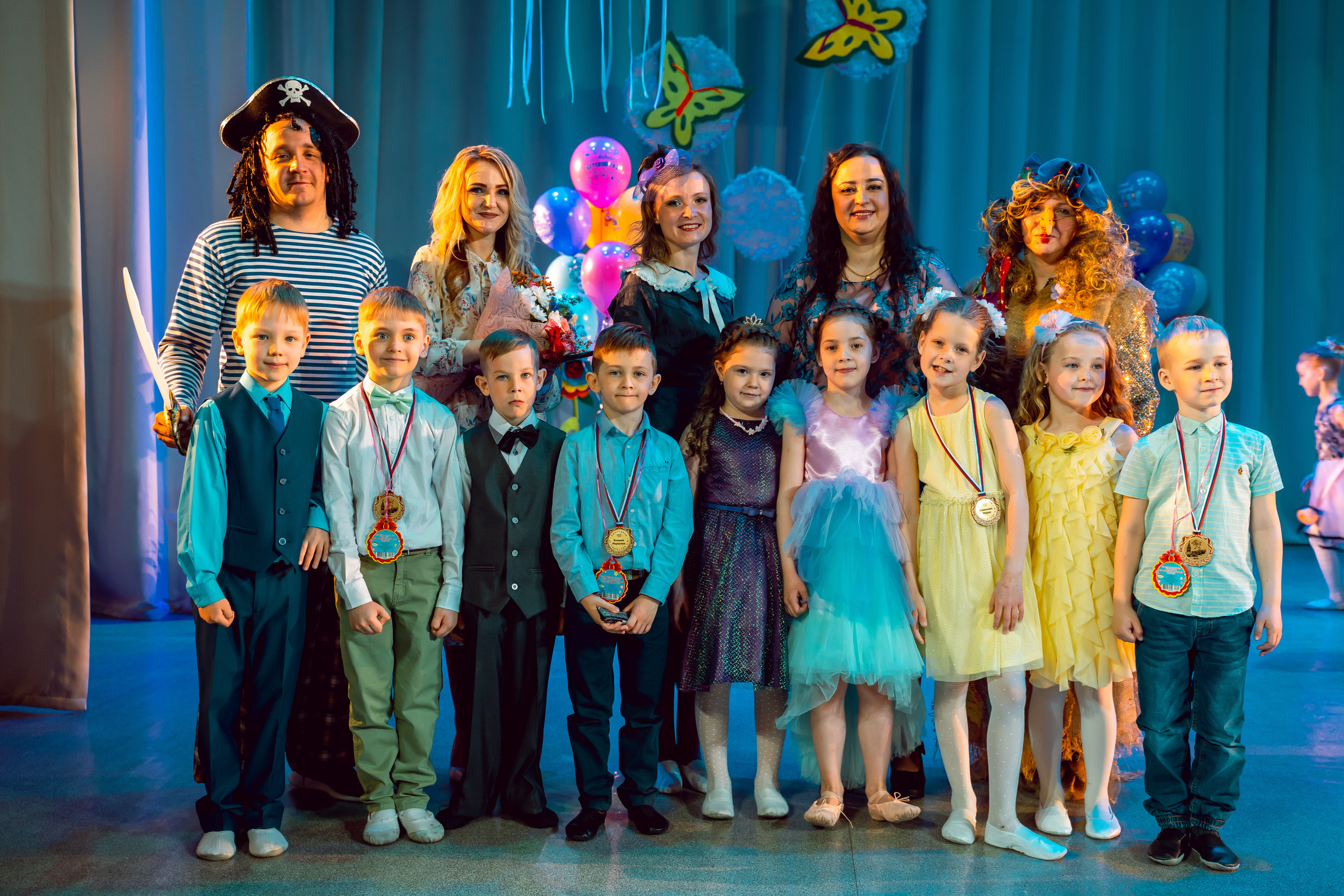 Выпускной в детском саду. Выпускные альбомы для детского сада и школы в Красноярске Мария Русяев