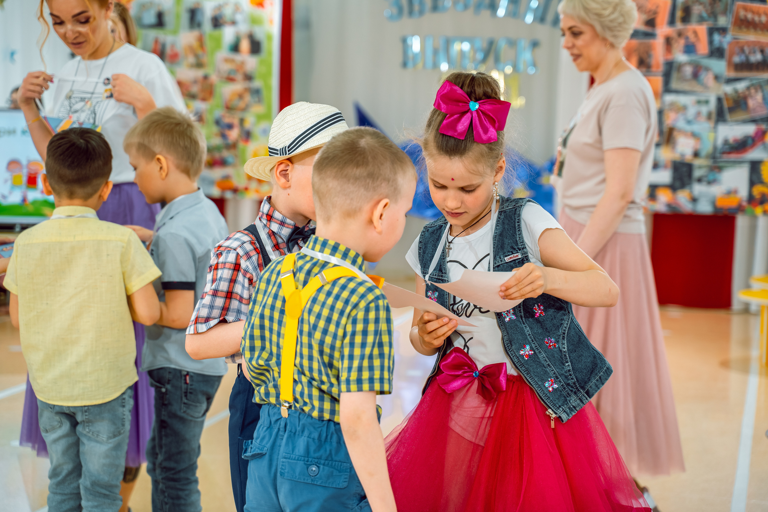 Выпускной в детском саду. Выпускные альбомы для детского сада и школы в Красноярске Мария Русяев