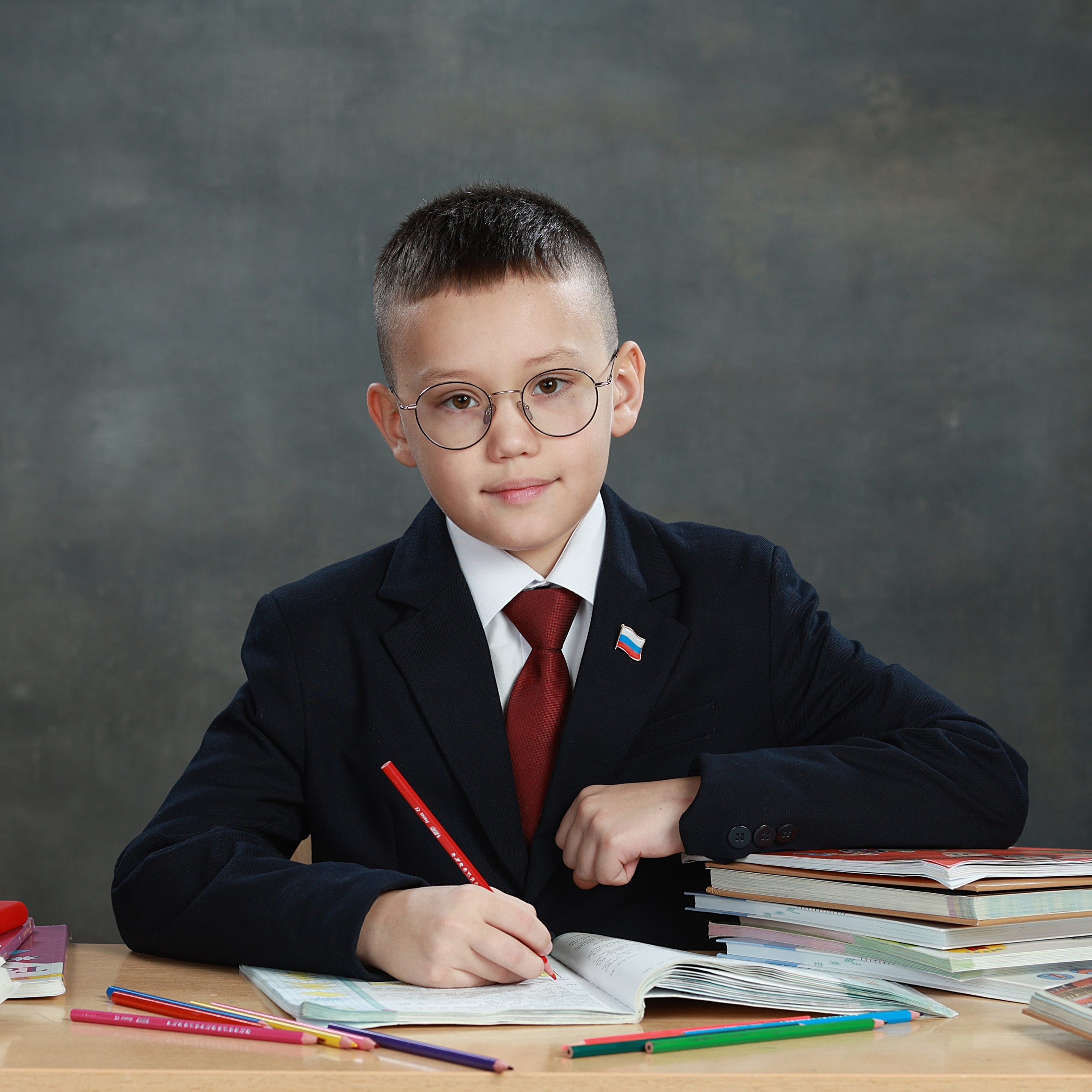 Альбомы 1-4 класс. Школьный фотограф Виктория Иванова Москва