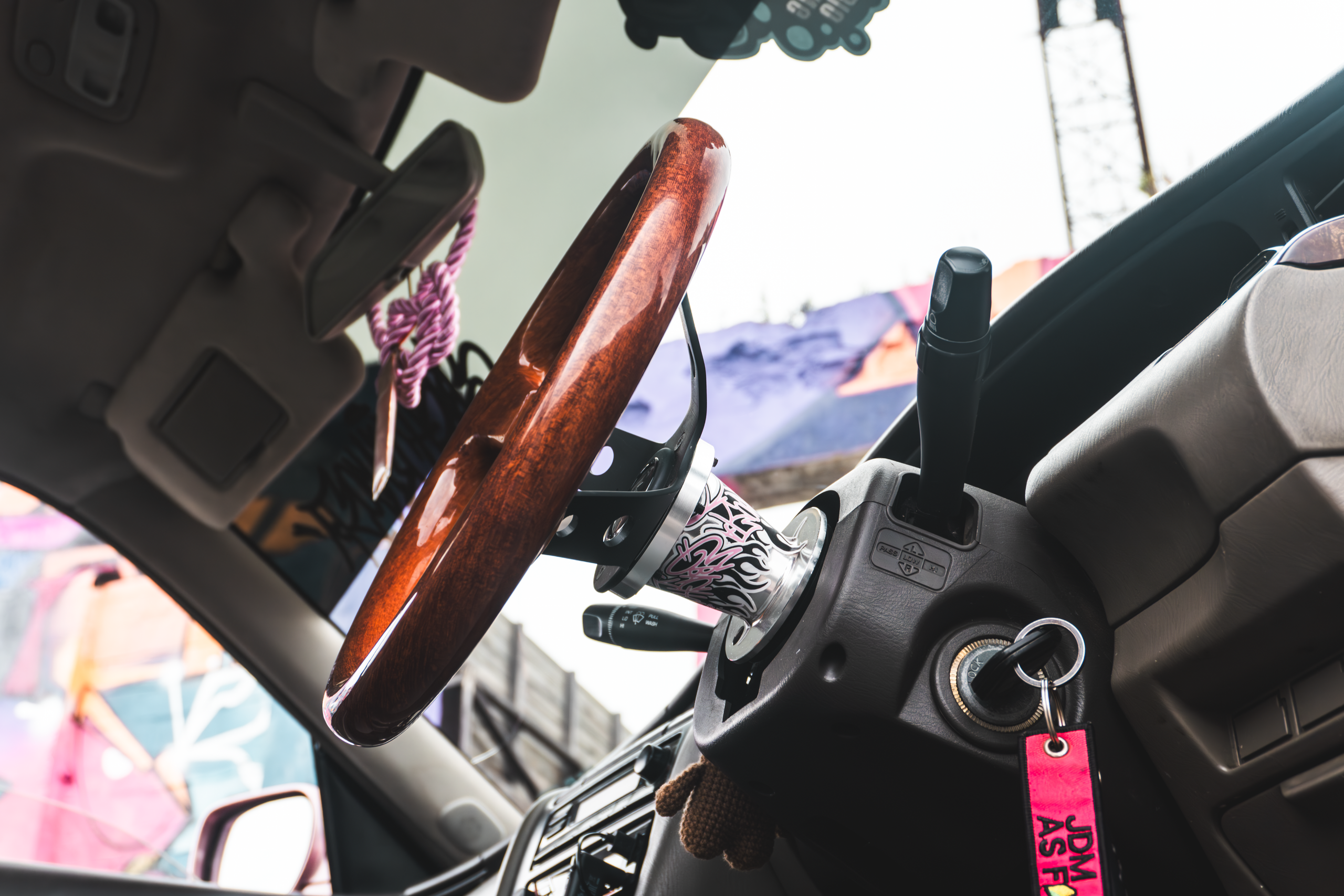 Nissan Laurel C35: на розовых движениях