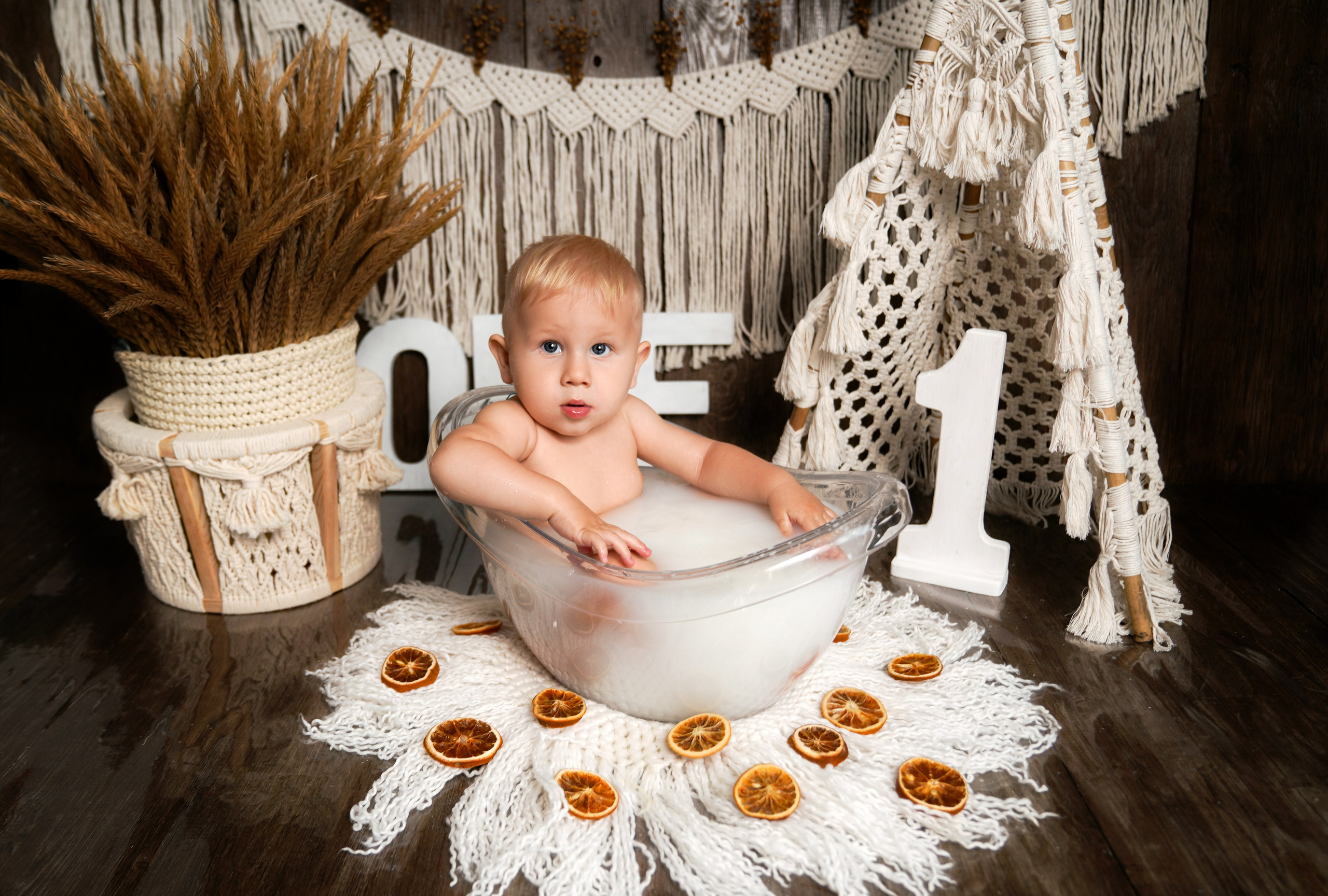 Фотосессия ГОДОВАСИЕ. Фотограф новорожденных, детей до года и беременных в Симферополе