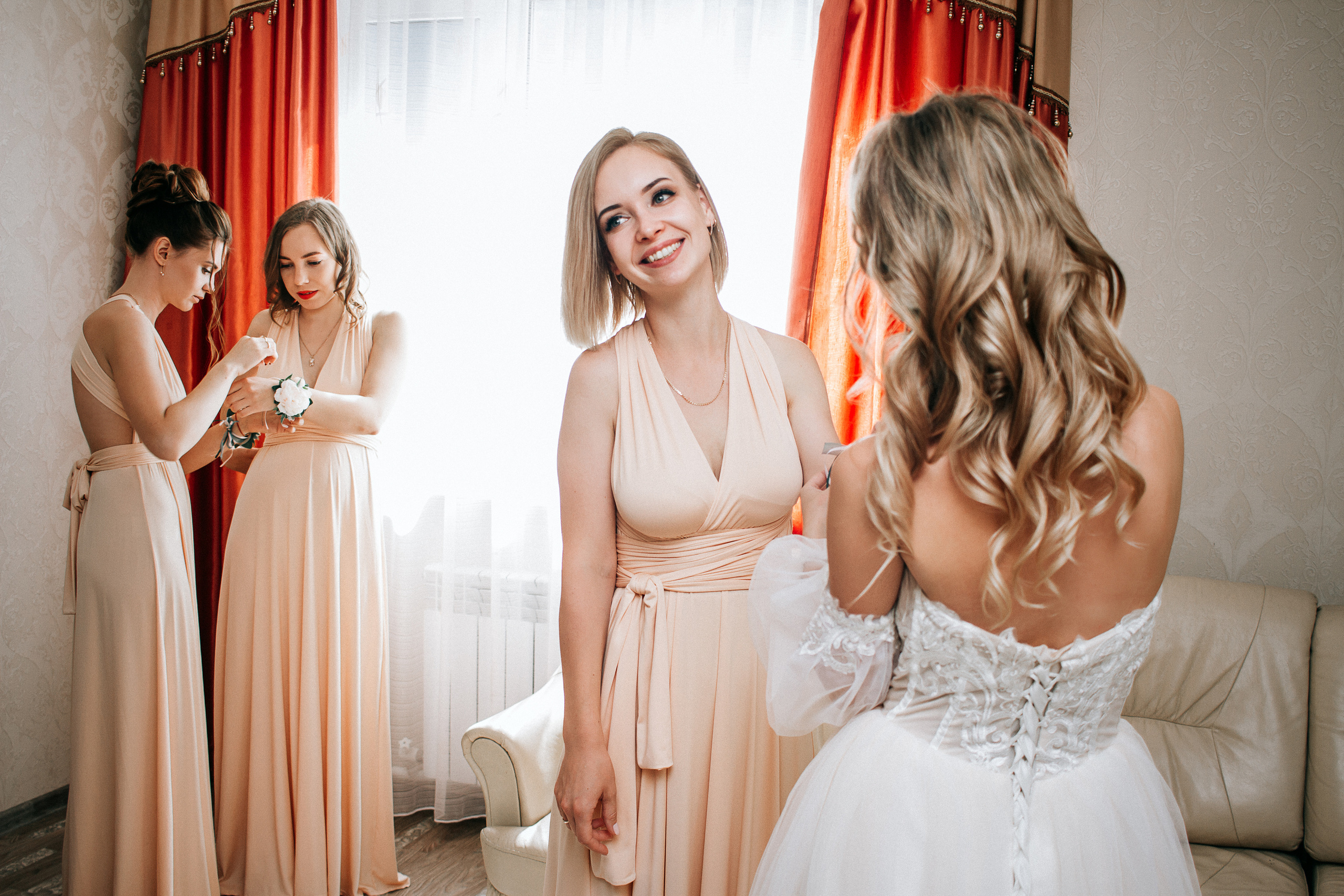 Свадебный фотограф Михаил Александров