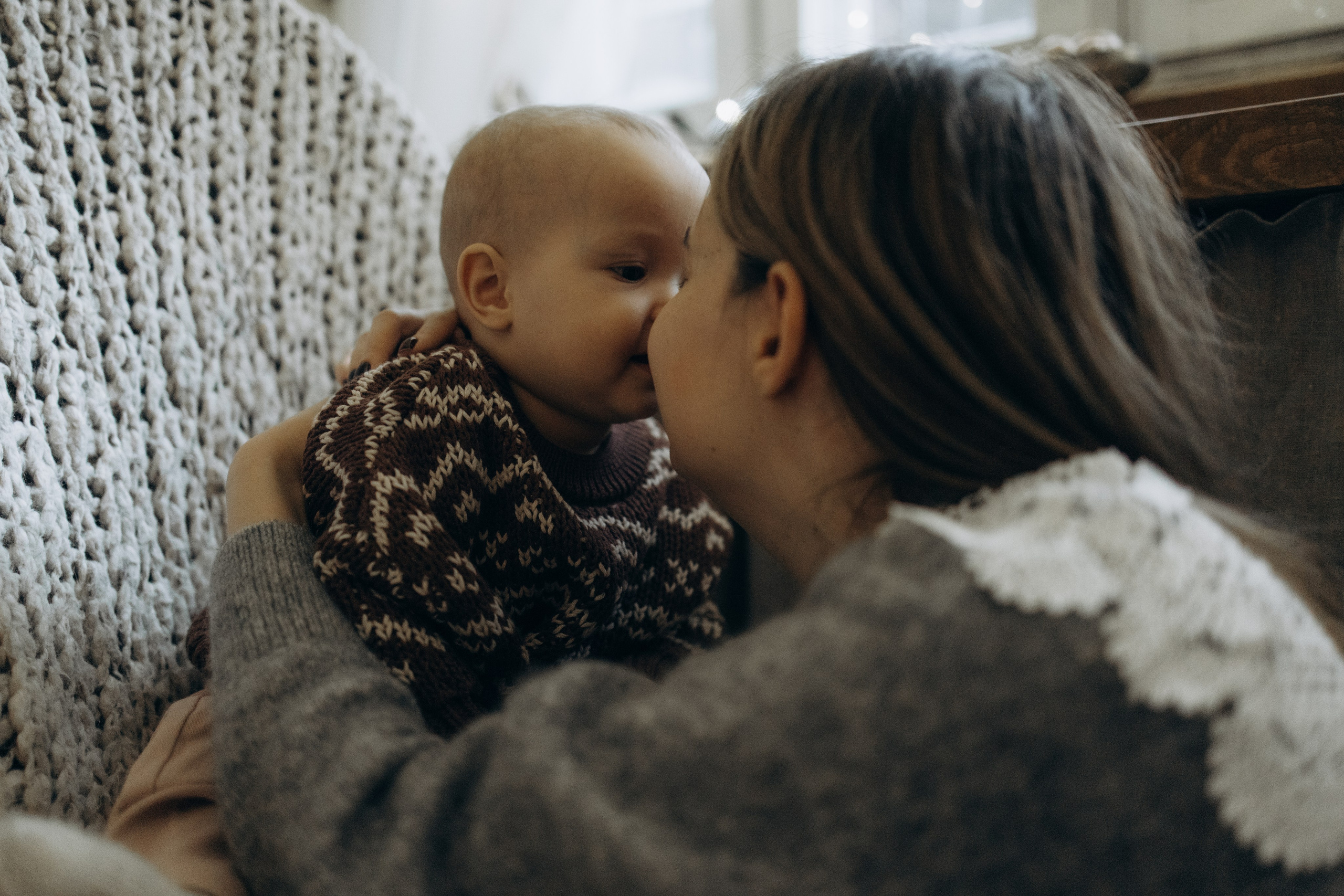 Зимнее утро с мамой. Семейный фотограф Москва Юлиана Фетисова