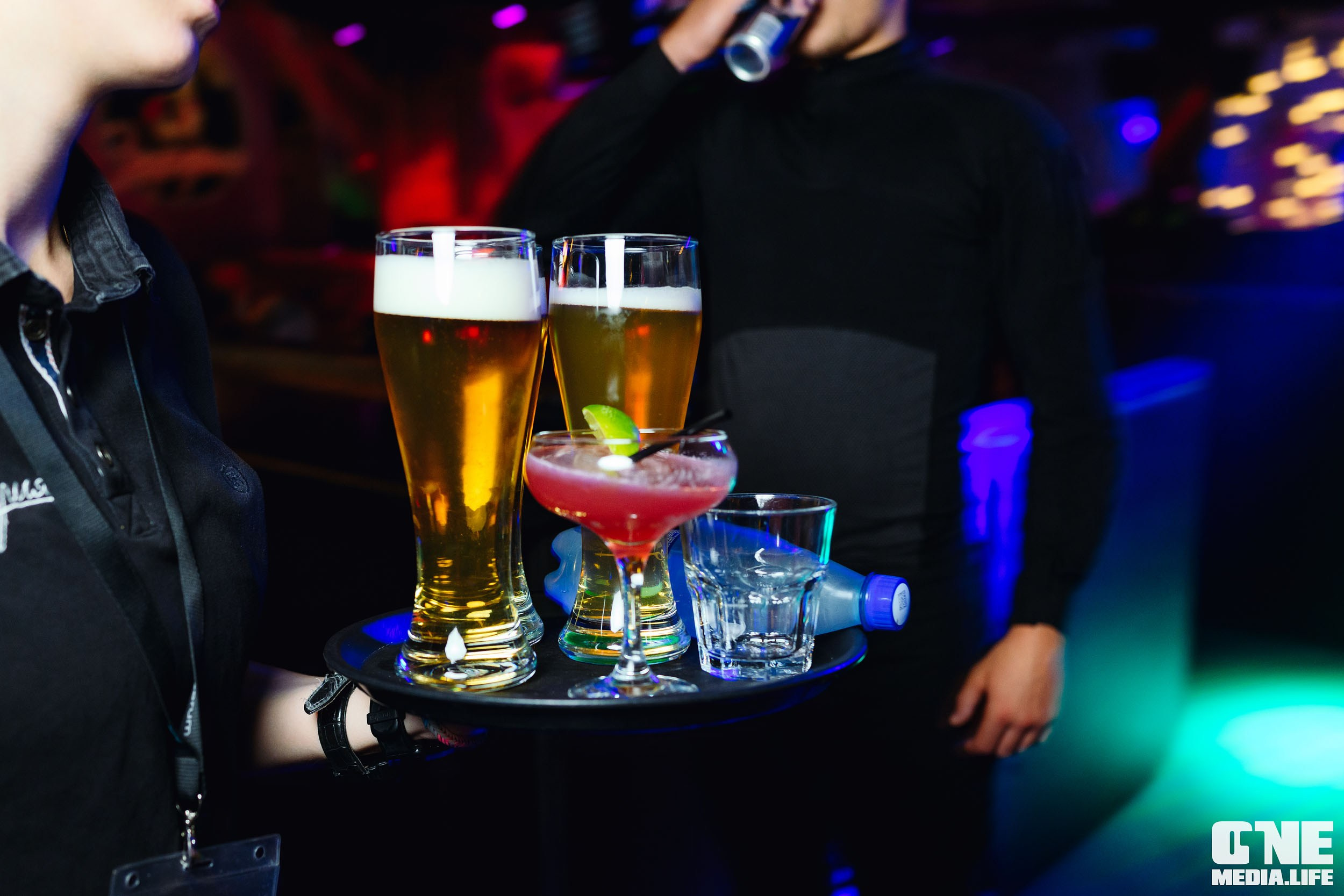 Фоторепортаж из караоке-клуба Эйфория. One Media Life: фоторепортажи, фотоотчеты с мероприятий и заведений