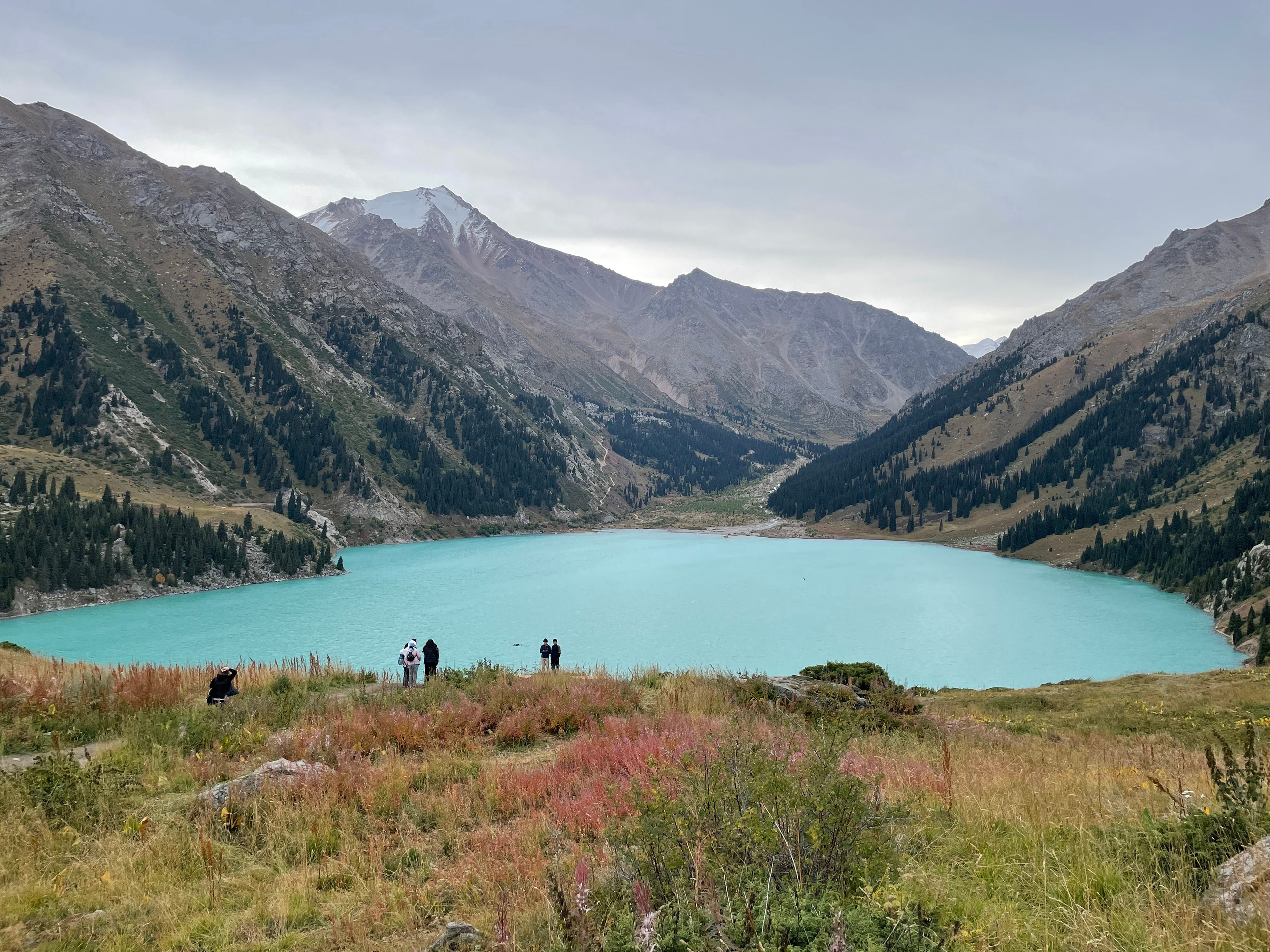 Экскурсия и тур на Большое Алматинское Озеро (БАО) и водопад Аюсай из Алматы