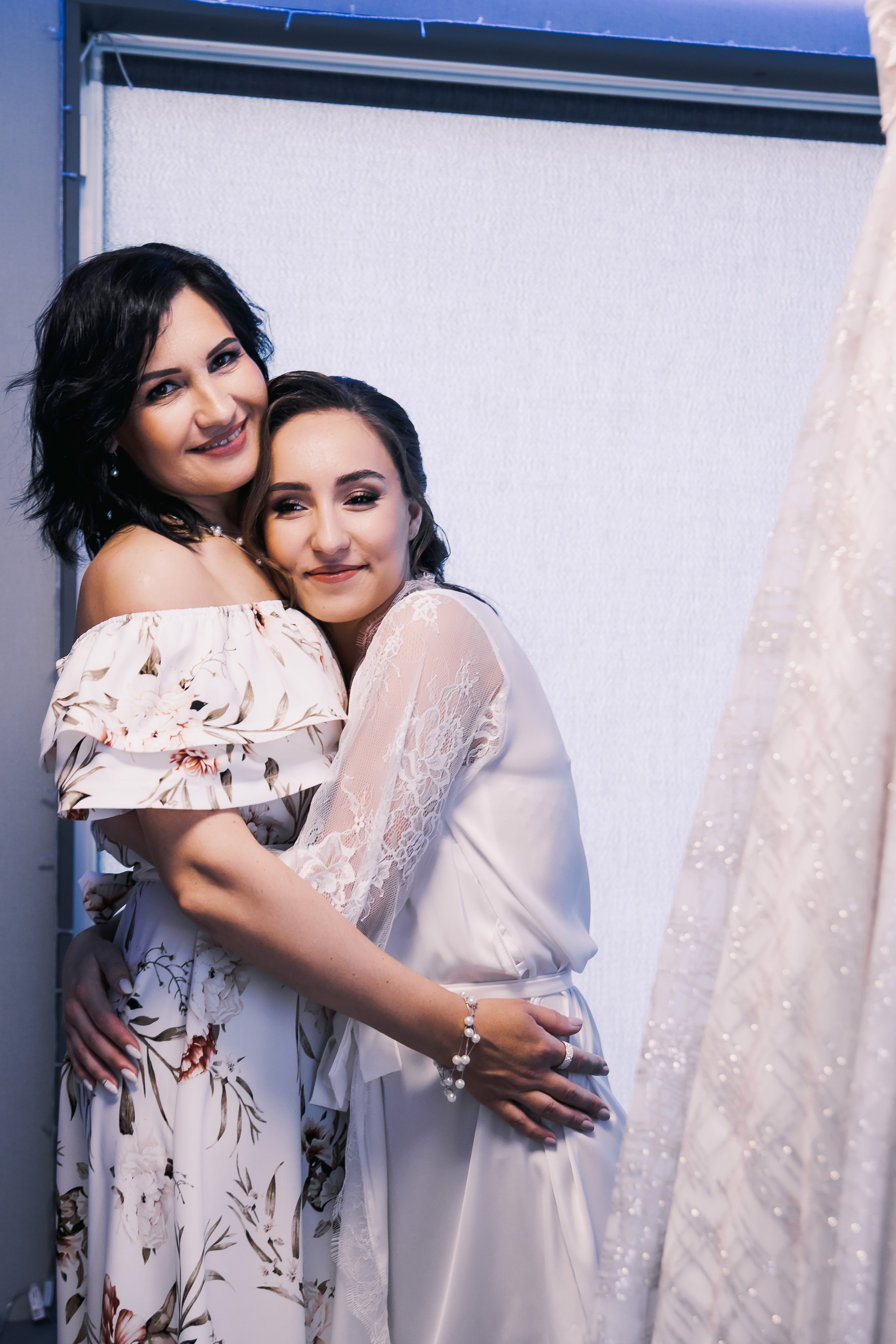 Репортаж свадьбы со сборов и до торта. Свадебный, семейный фотограф, контент съёмка. Екатеринбург. Елена Граф