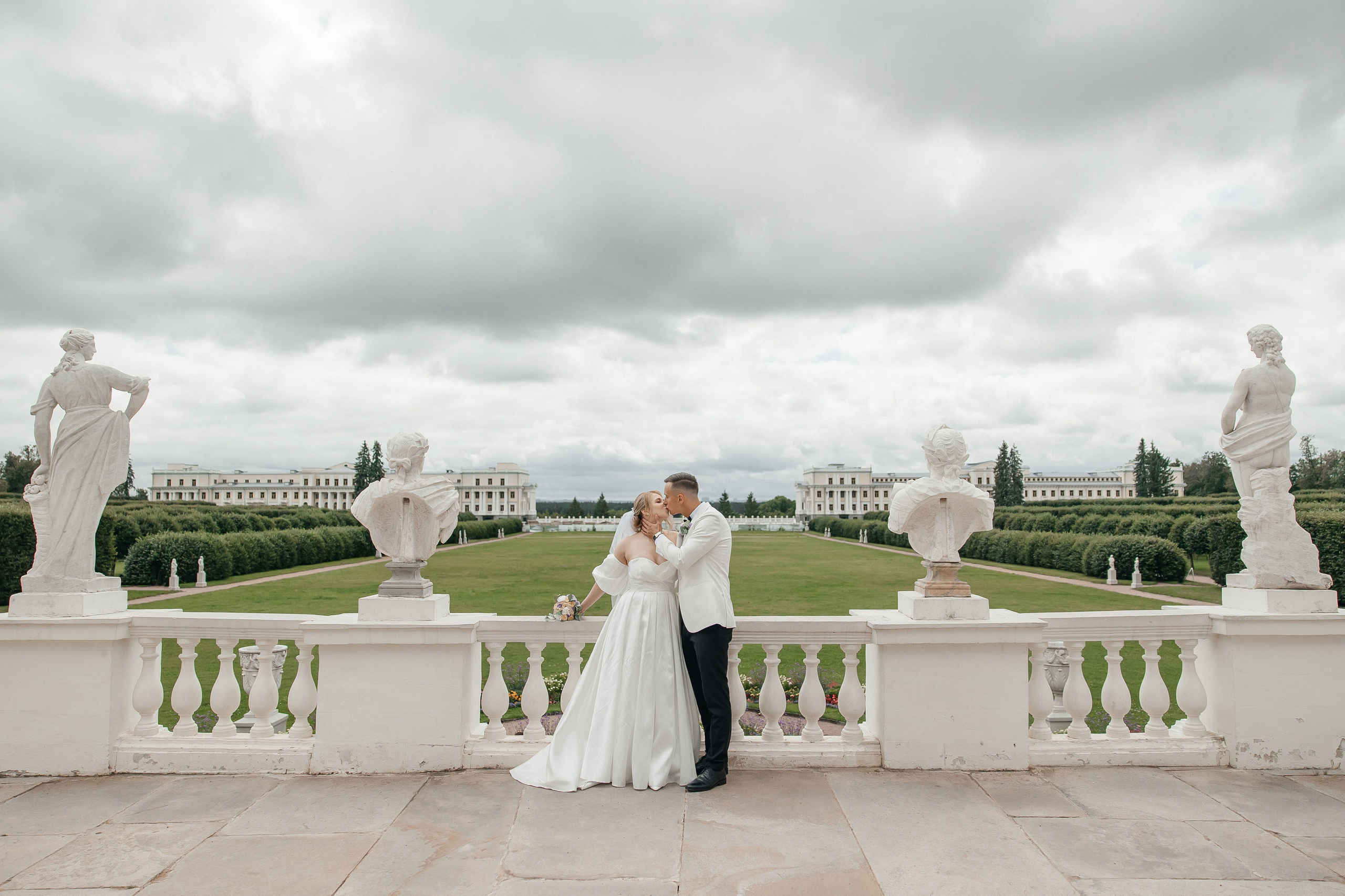 свадебная фотосессия в усадьбе Архангельское