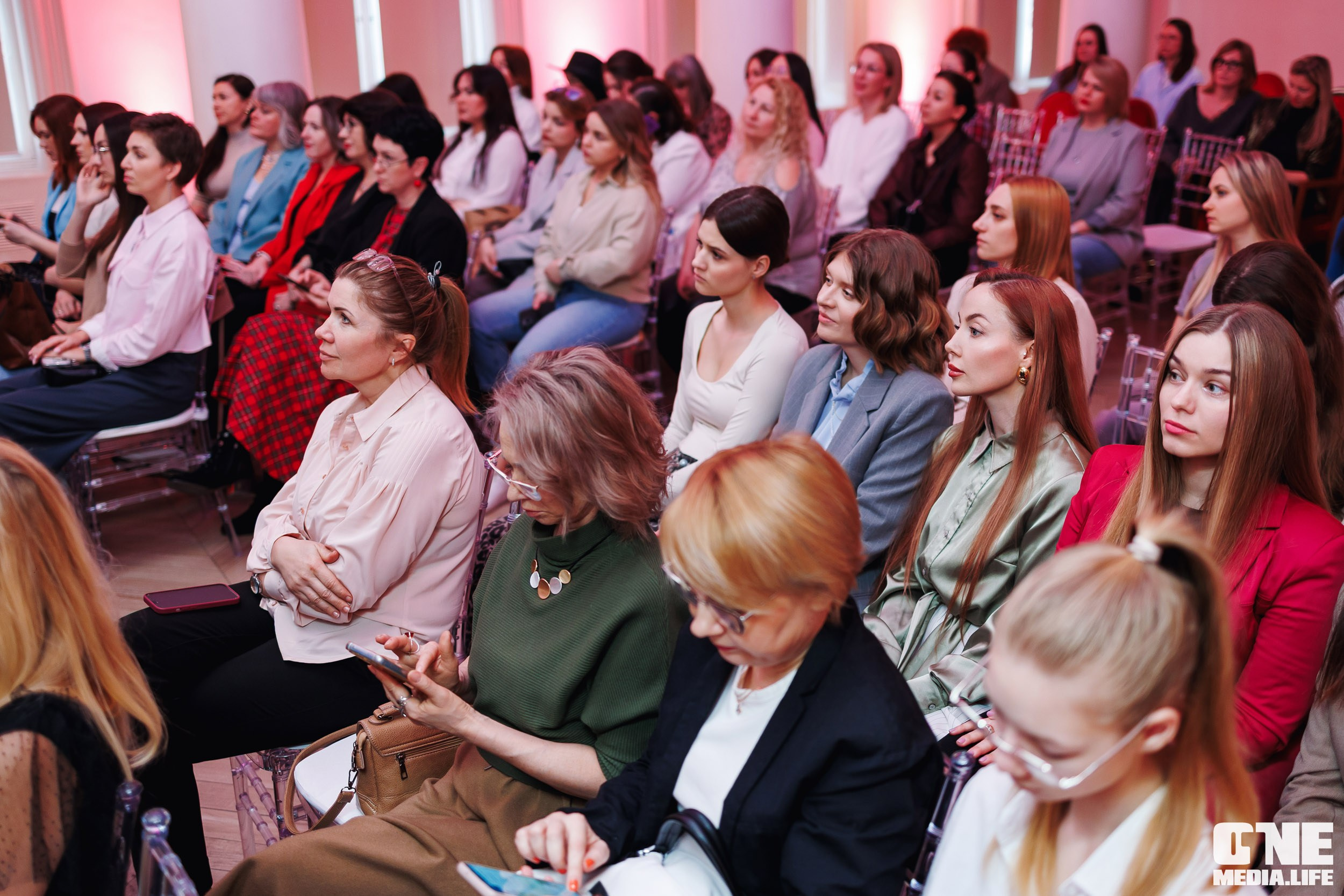 Форум Мой Бизнес — ДЕВИЧНИК. One Media Life: фоторепортажи, фотоотчеты с мероприятий и заведений
