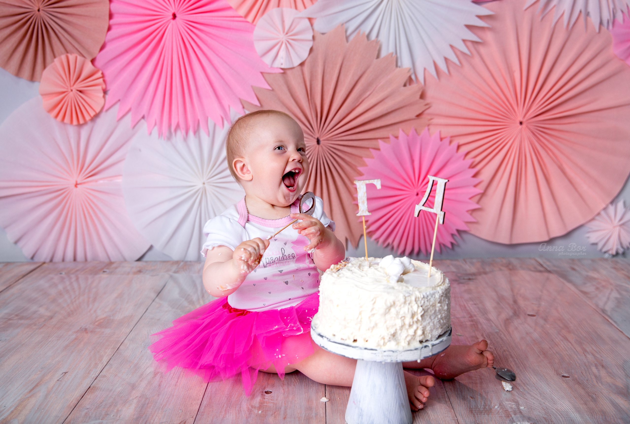 Фотосессия ГОДОВАСИЕ. Фотограф новорожденных, детей до года и беременных в Симферополе