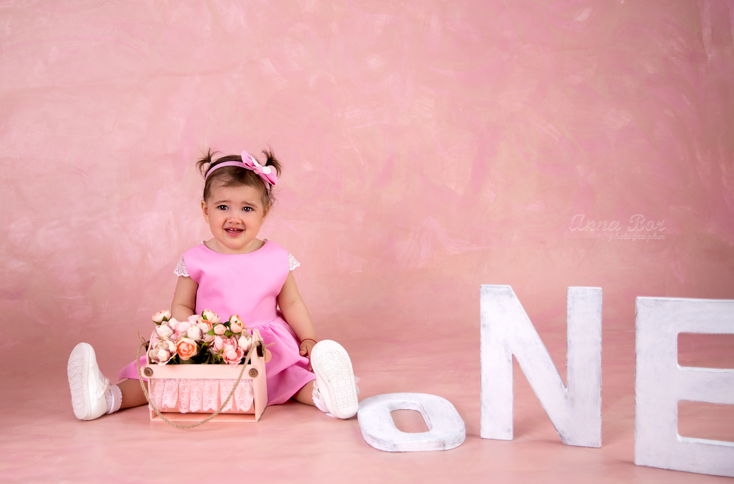 Фотосессия ГОДОВАСИЕ. Фотограф новорожденных, детей до года и беременных в Симферополе