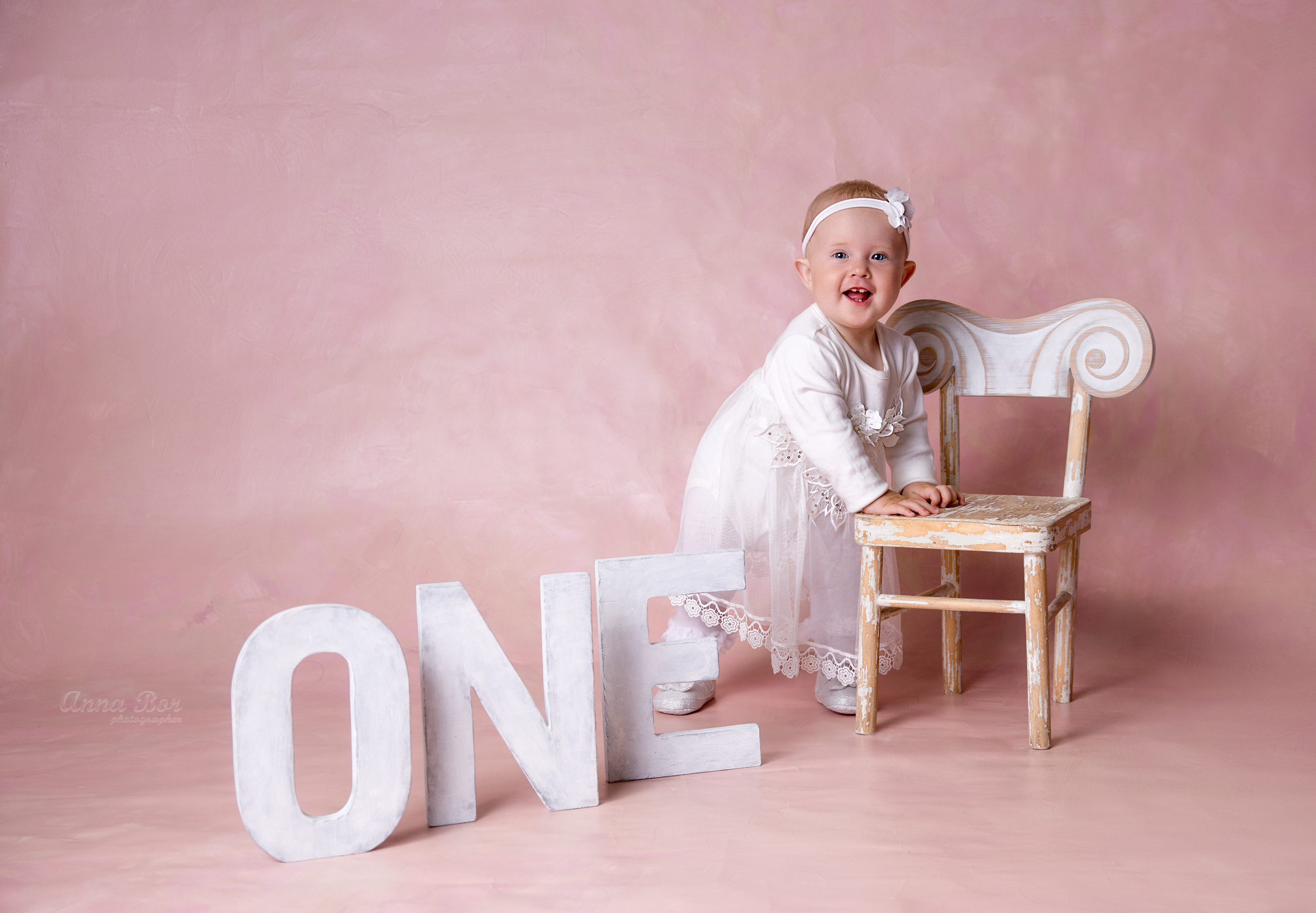 Фотосессия ГОДОВАСИЕ. Фотограф новорожденных, детей до года и беременных в Симферополе
