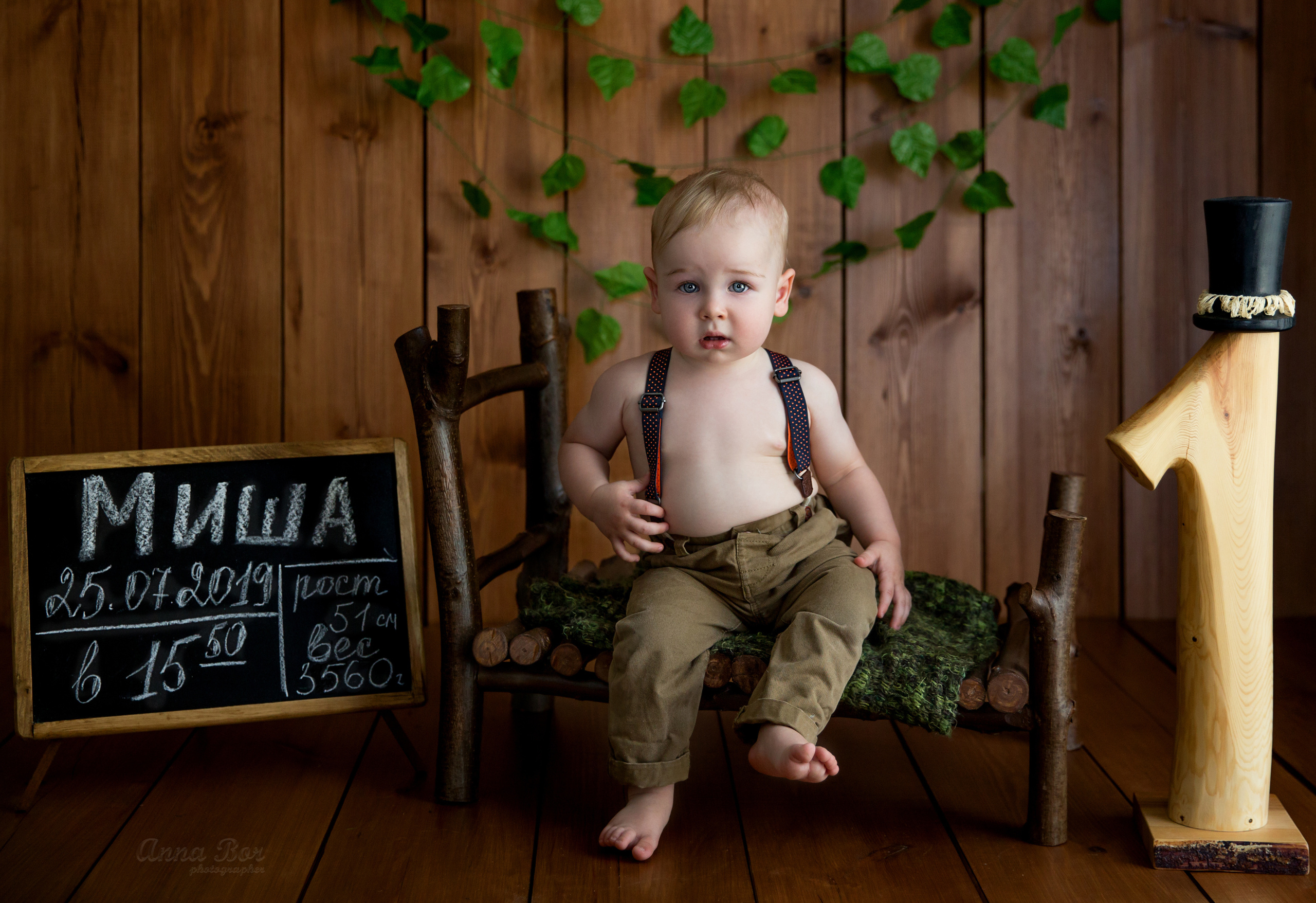 Фотосессия ГОДОВАСИЕ. Фотограф новорожденных, детей до года и беременных в Симферополе