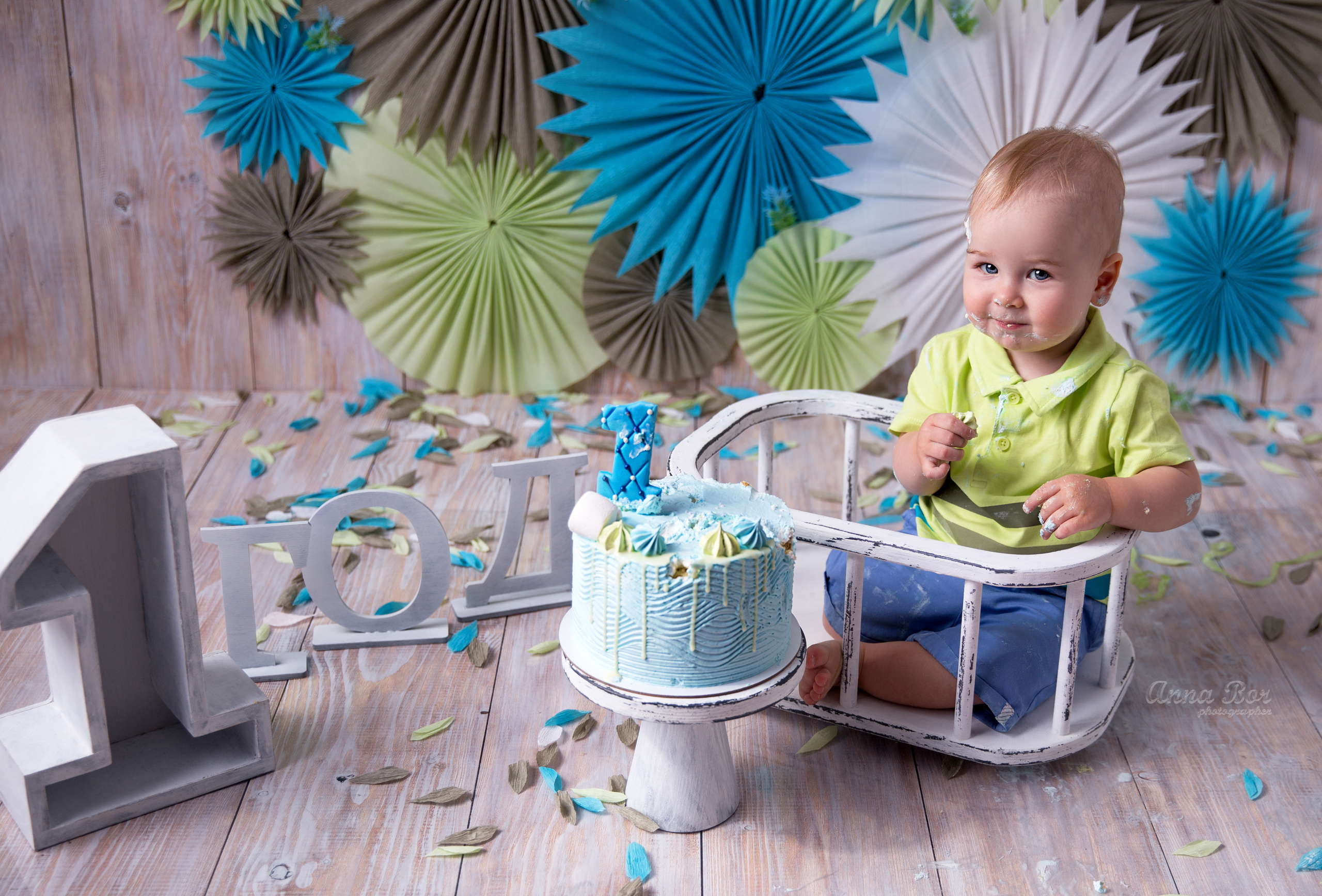 Фотосессия ГОДОВАСИЕ. Фотограф новорожденных, детей до года и беременных в Симферополе