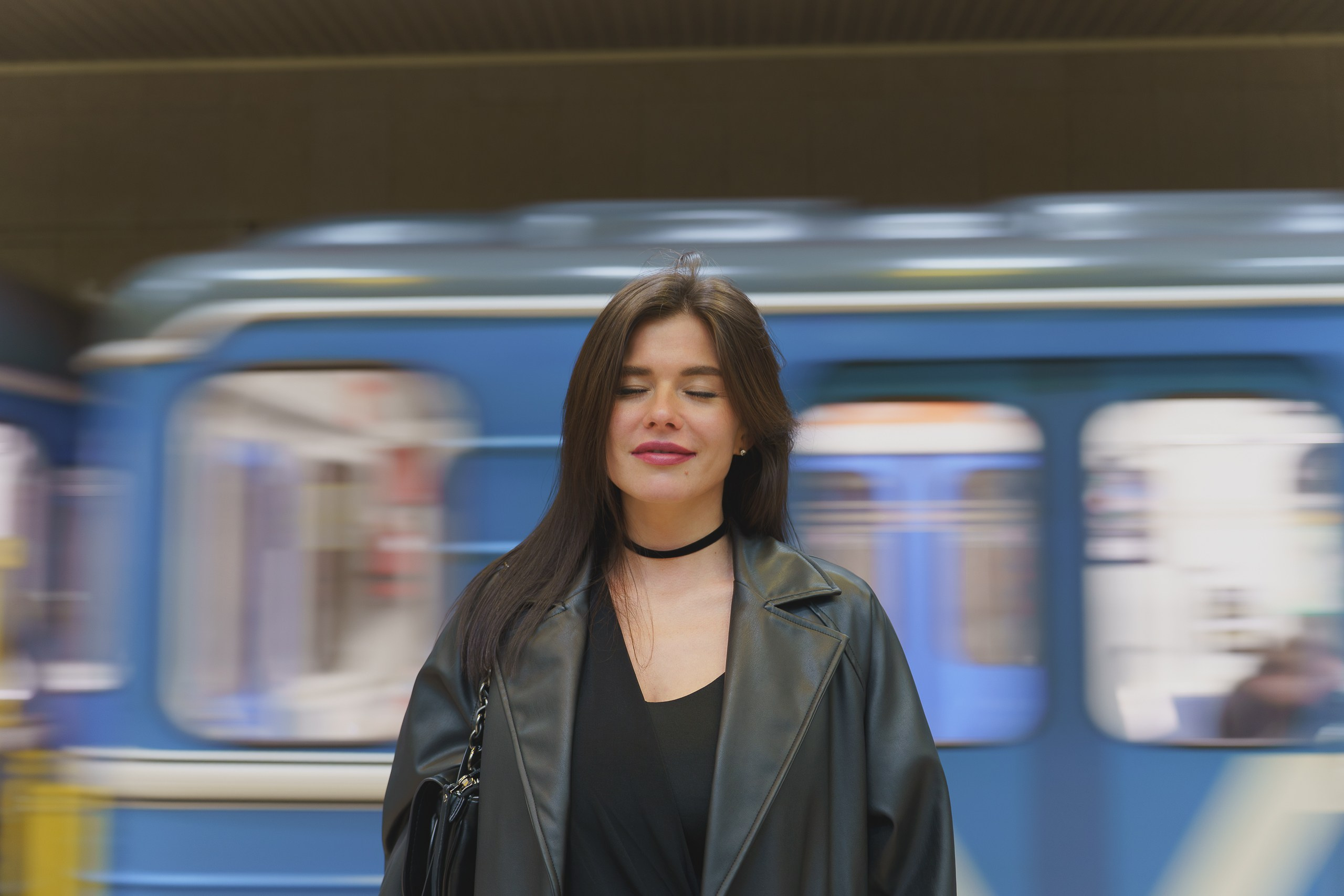 Портретная фотосессия: Екатеринбург, метро, стиль | Профессиональный фотограф Екатеринбург