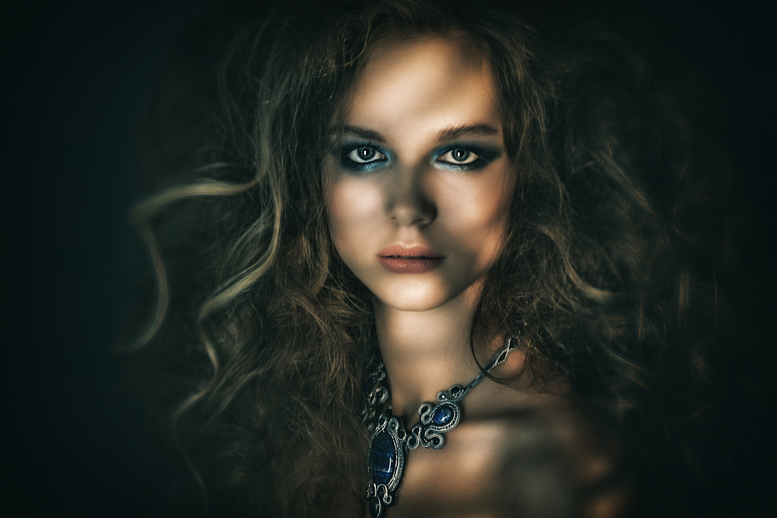 Beauty портреты в Краснодаре фотограф Аксёнов Алексей. Бизнес, мужской фотограф в Краснодаре | Аксёнов Алексей Владимирович