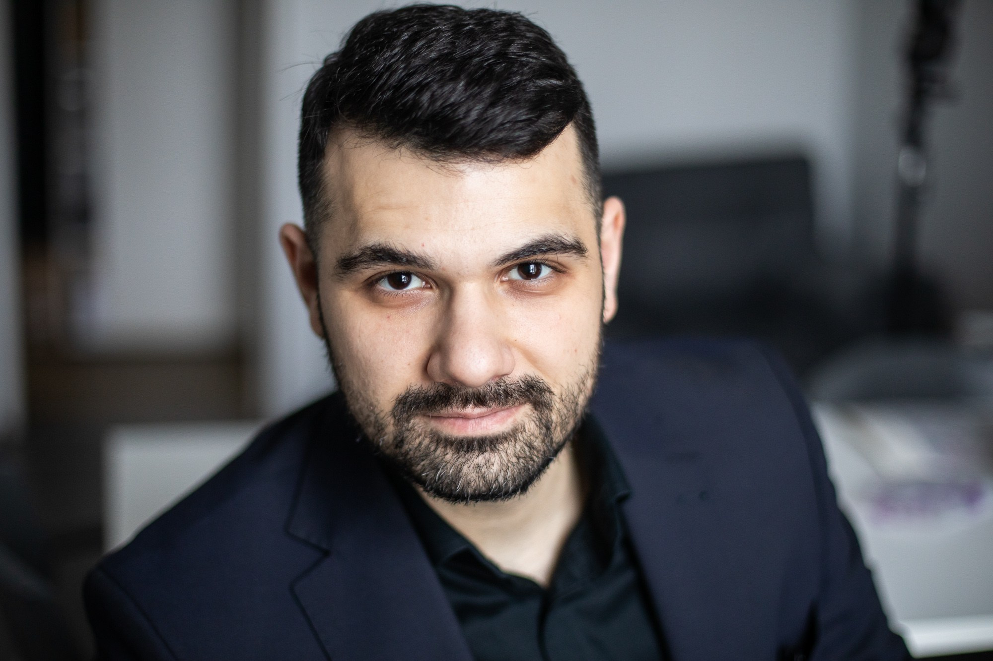 Фотосессия психиатра Николая Унгуряна. Юлия Лисняк, контент-фотограф в Санкт-Петербурге