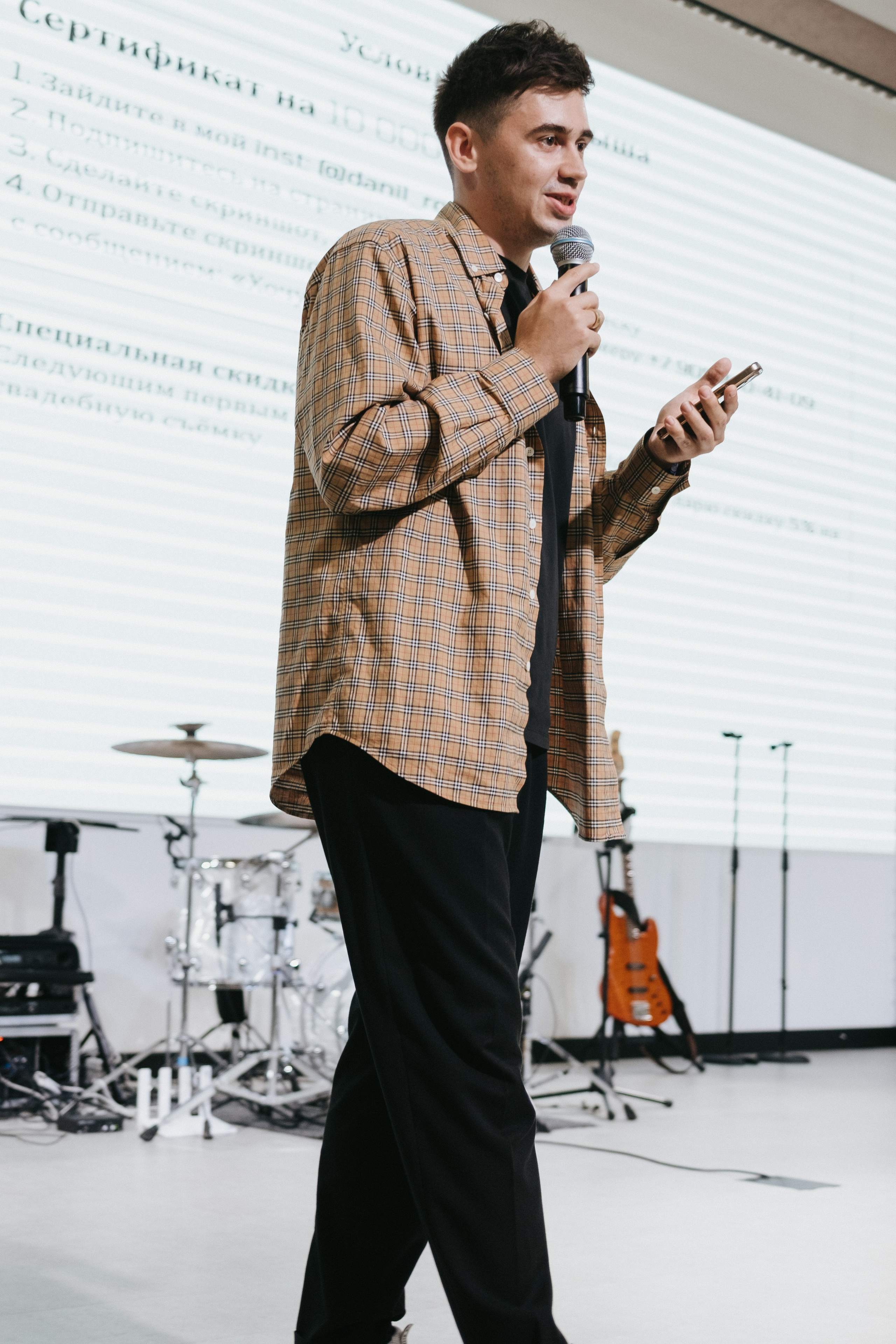 Выставка «Свадебный переполох» Краснодар. Свадебный и репортажной фотограф Денис Ожигин в Краснодаре и Краснодарском крае