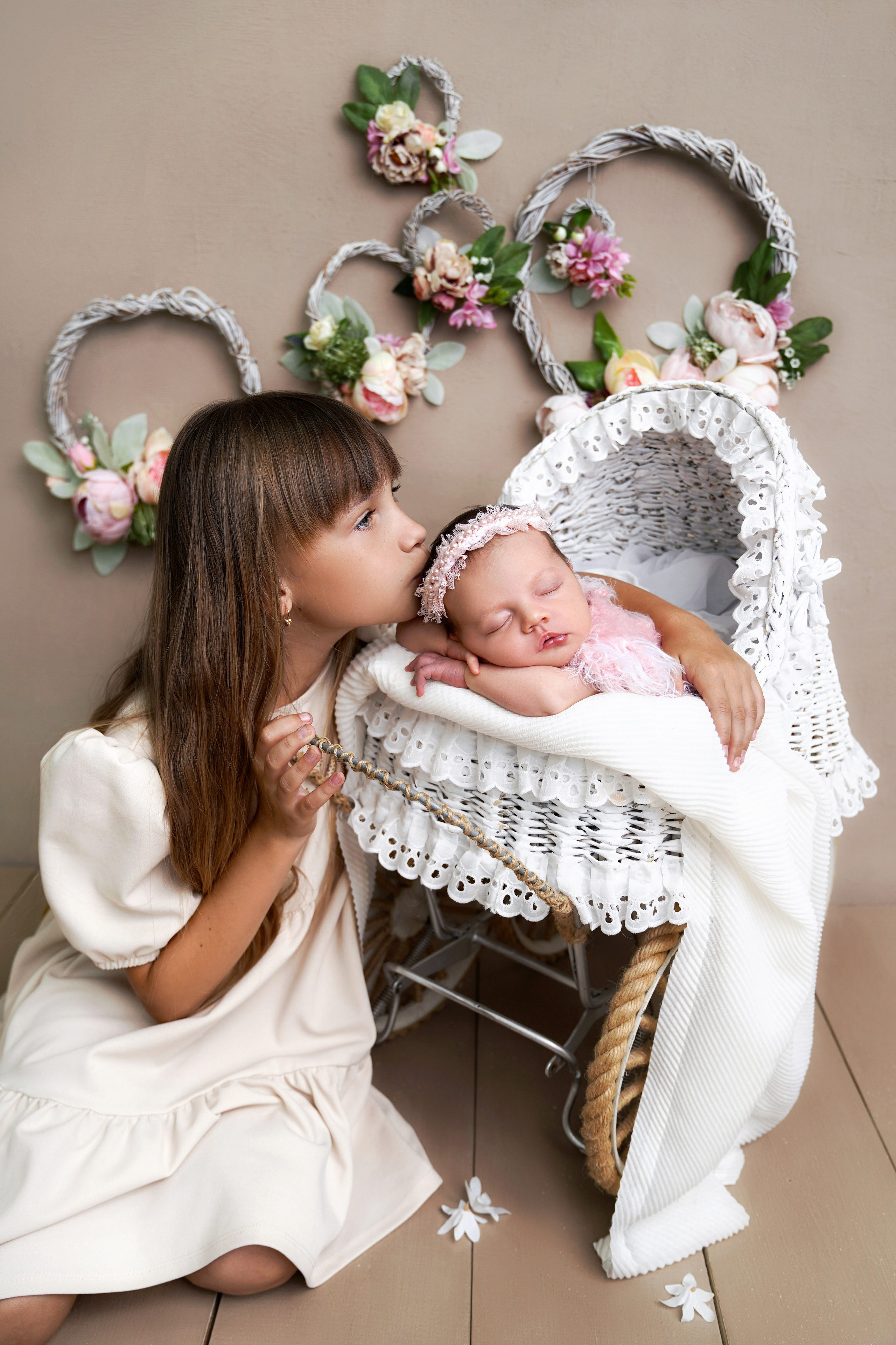 Фотосессия новорожденного (newborn). Фотограф новорожденных, детей до года и беременных в Симферополе