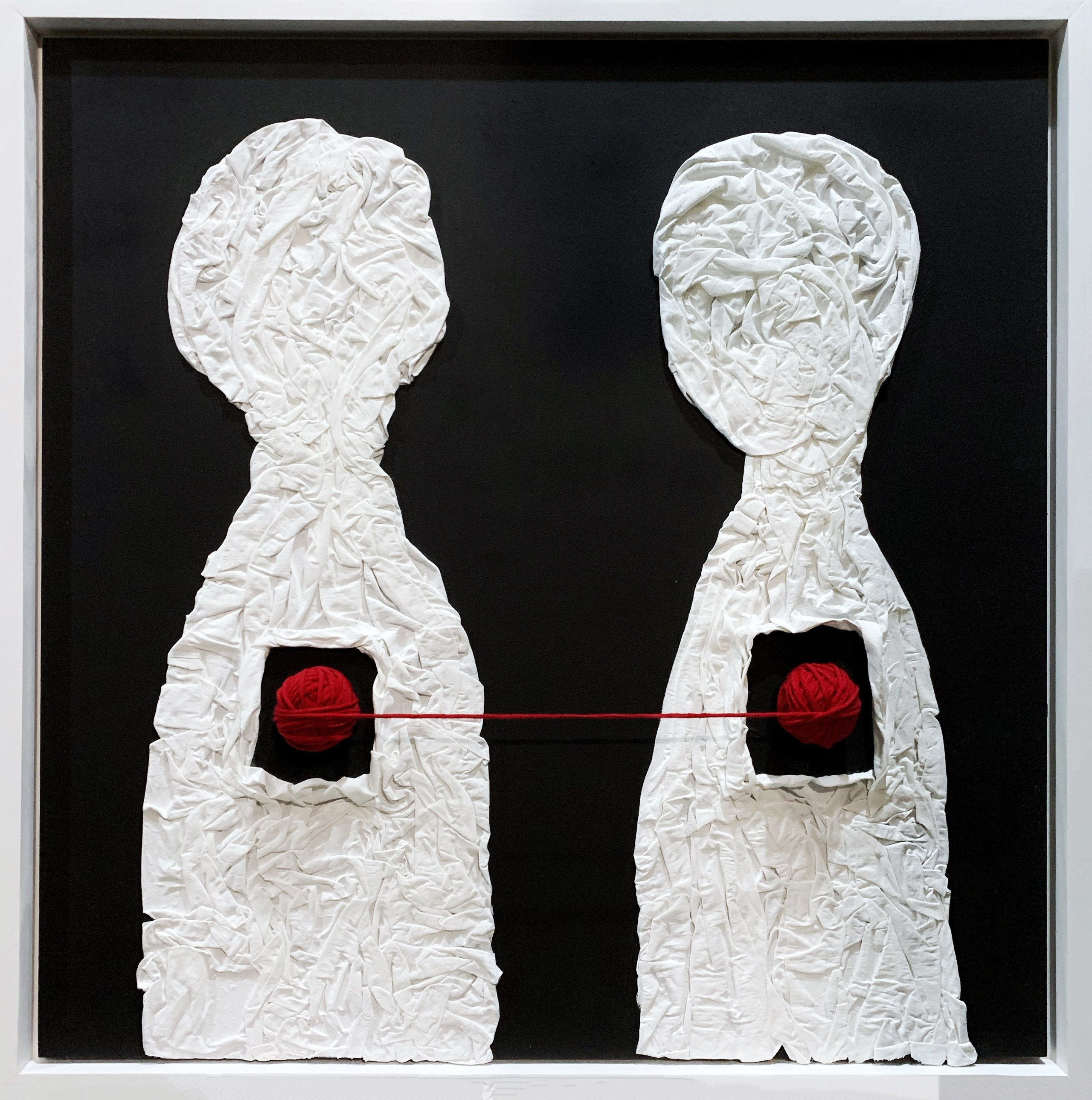 "Мы". Акрил, текстиль, нить, фанера в раме 81х81 см, 2022 год. В частной коллекции