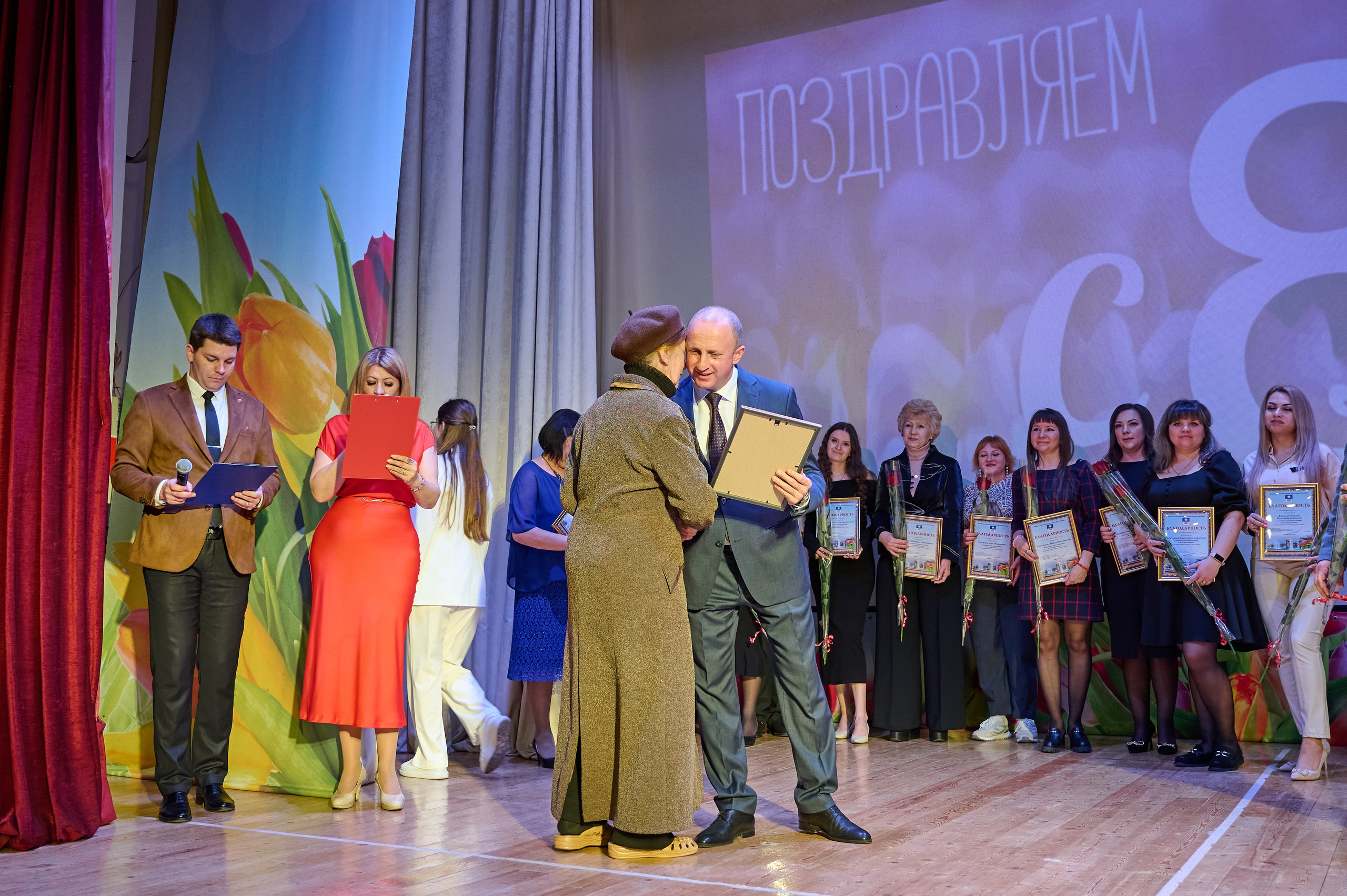 8 марта Кабардинка. Жизнь курорта Кабардинка в фотографиях