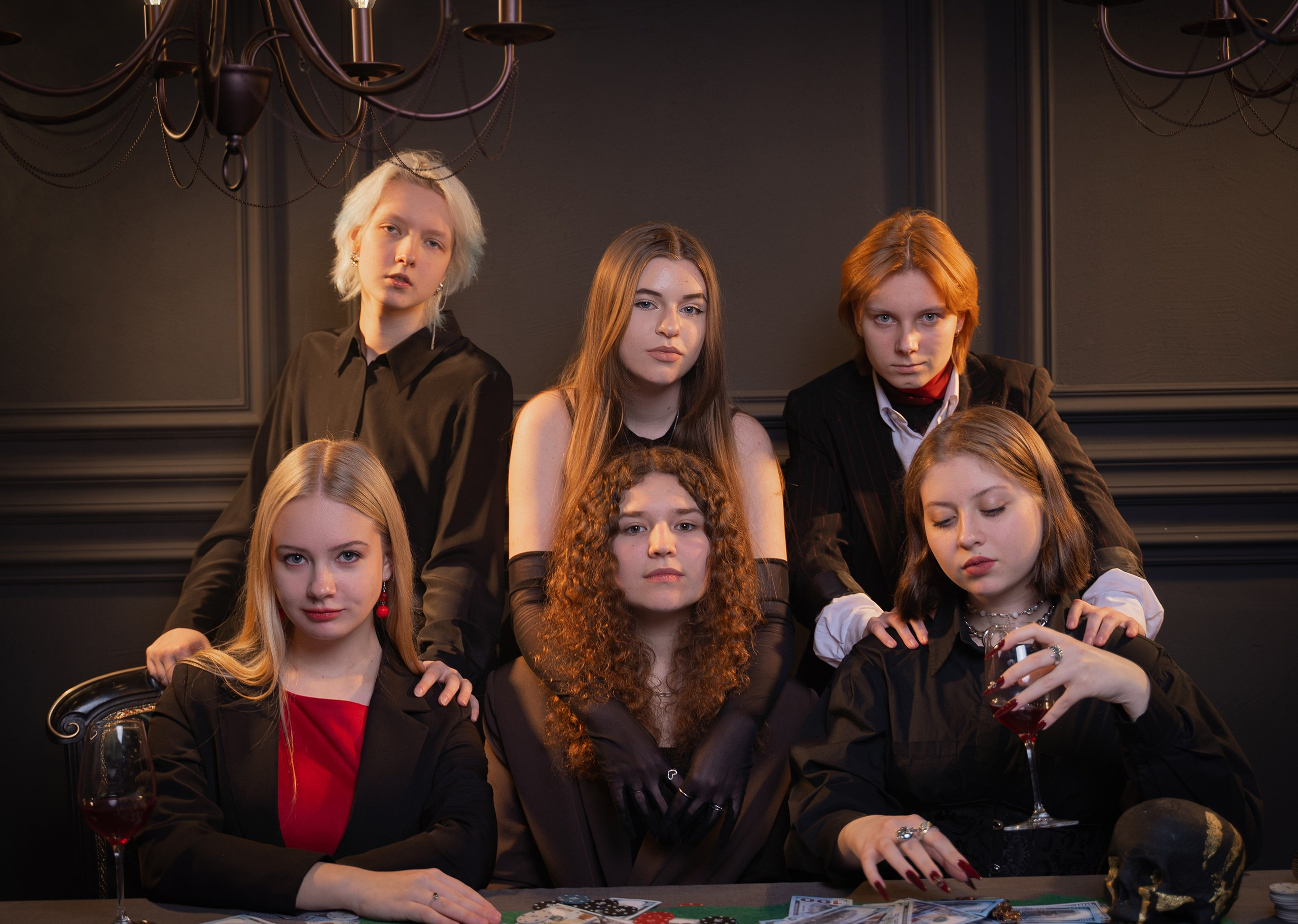 Тематическая студийная фотосессия для выпускных альбомов Жанна Бакунович