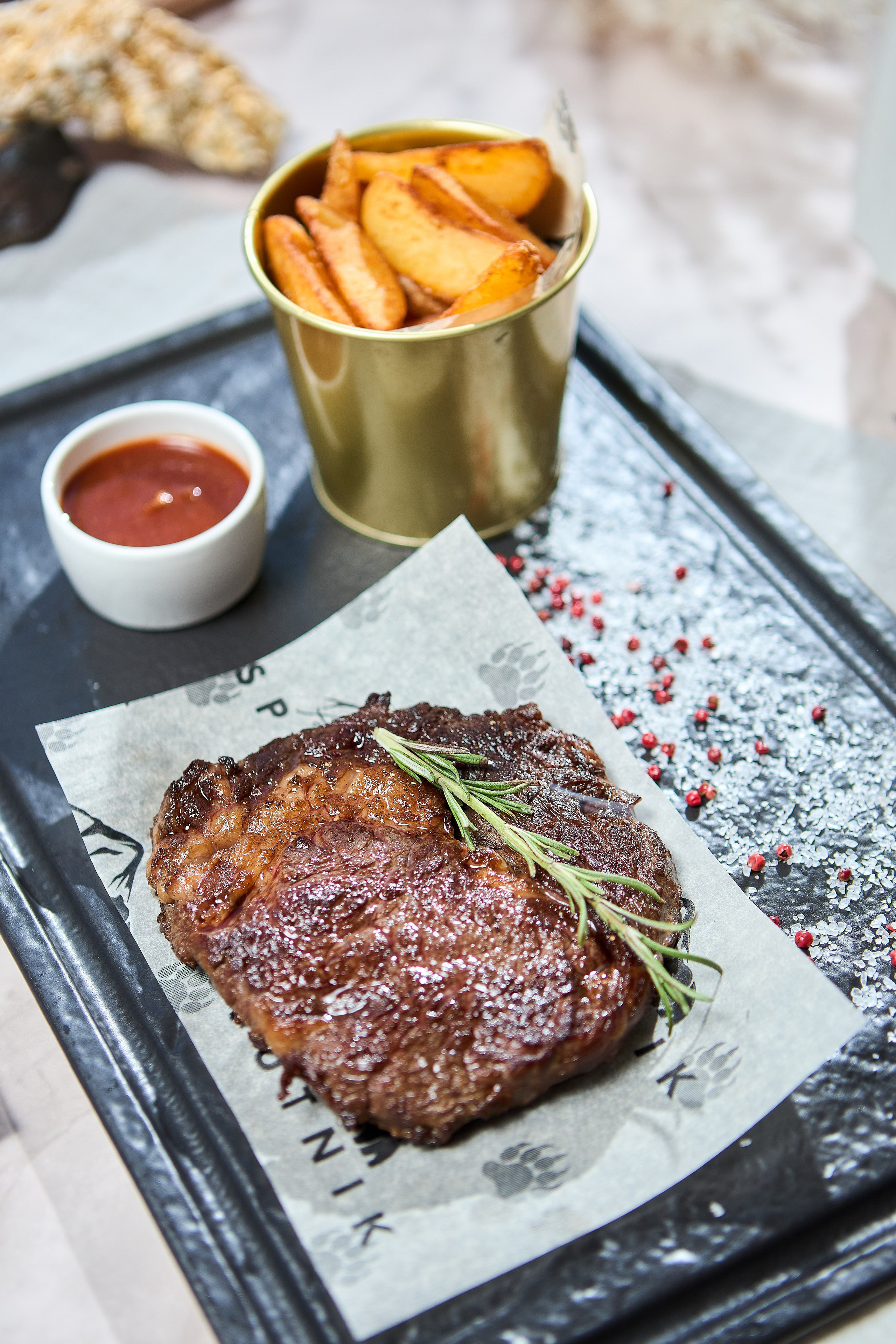 Ресторан «Спутник». Свадебный фотограф на Камчатке Ян Панов