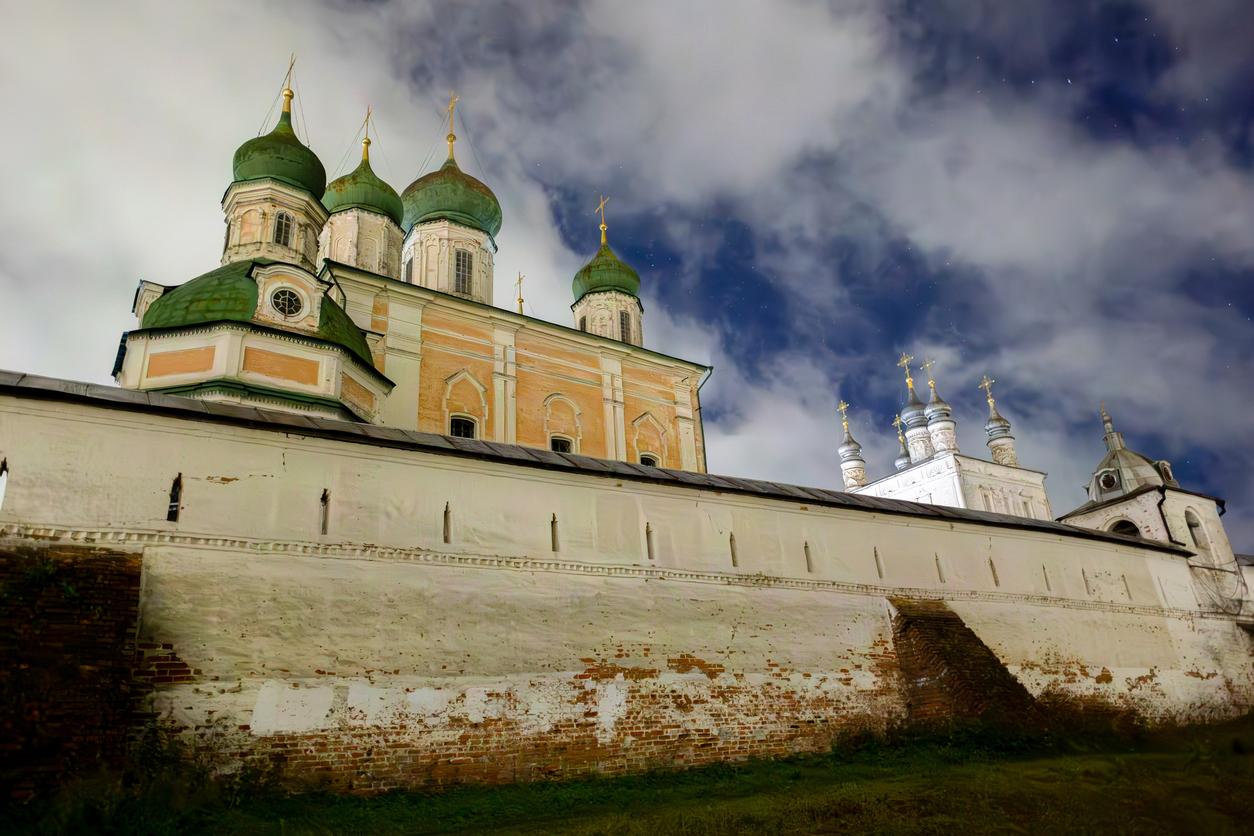 Горицкий успенский монастырь. 1000 куполов России, фотопроект Вадима Квятковского и Надежды Ельцовой