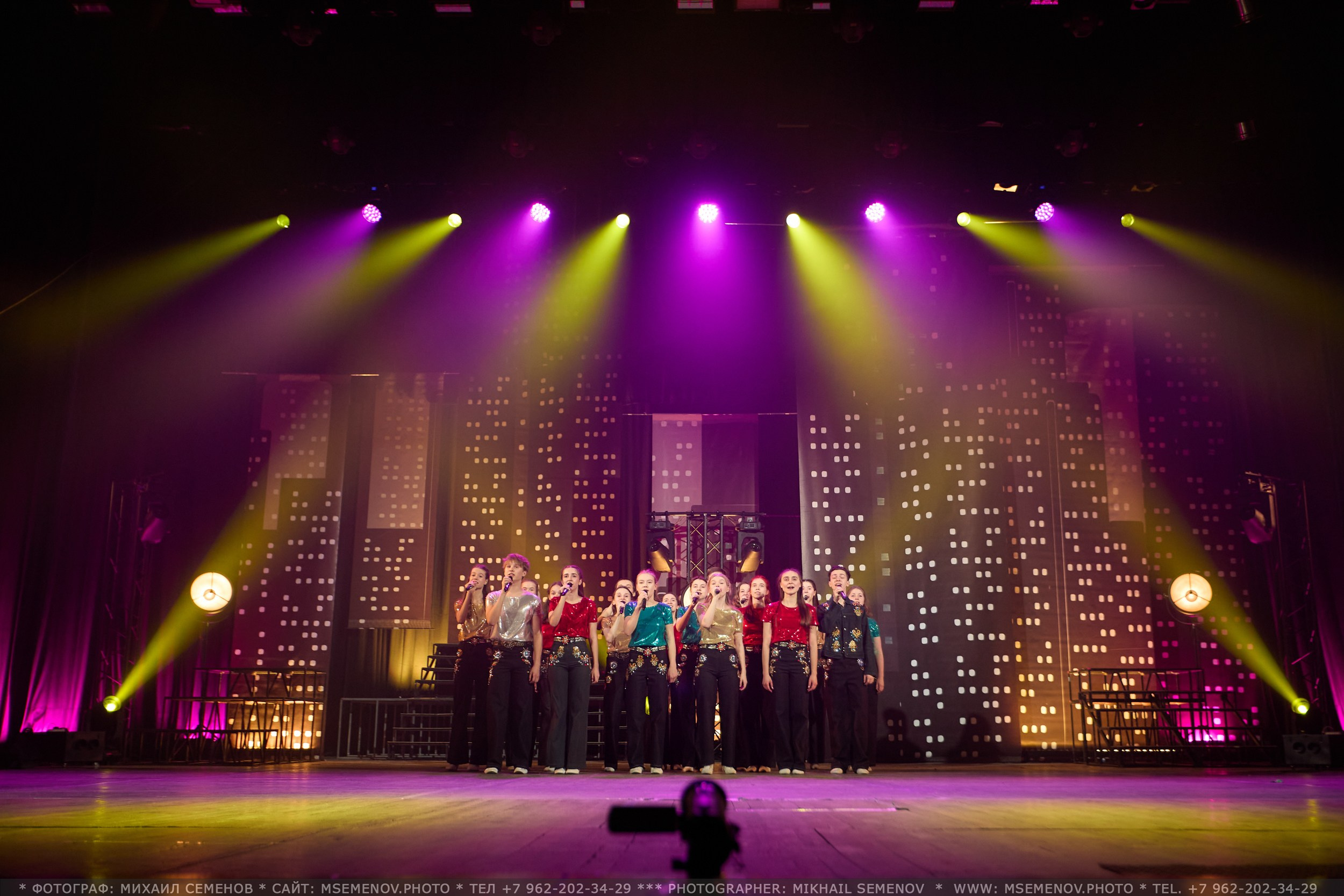 35-летие «Веселая семейка». Фотограф, фотопроекты Михаила Семенова в Ярославле. Фотошкола