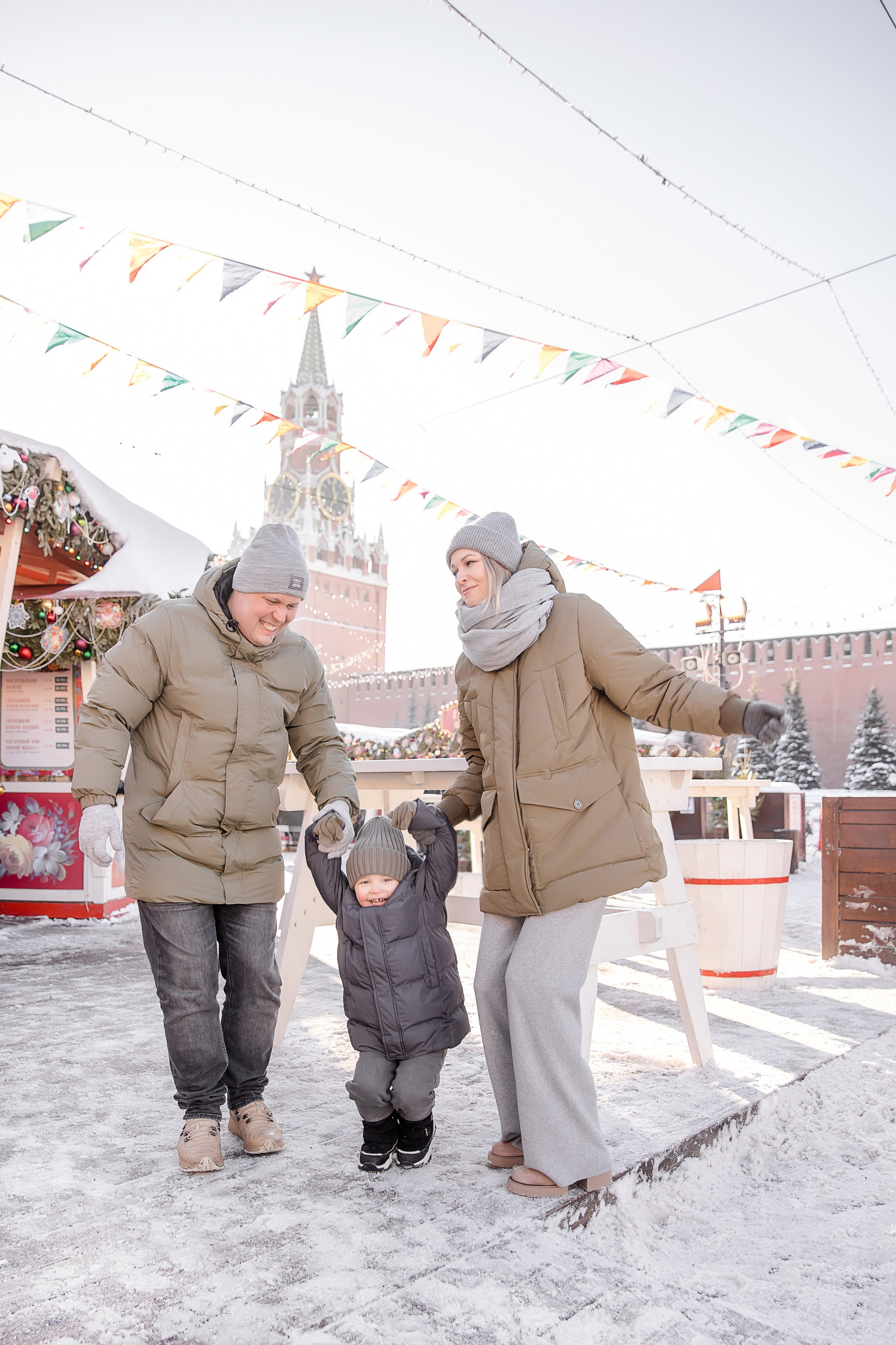 Новогодние фотосессии — уличные локации. Семейный и детский фотограф в Москве Вера Ускова